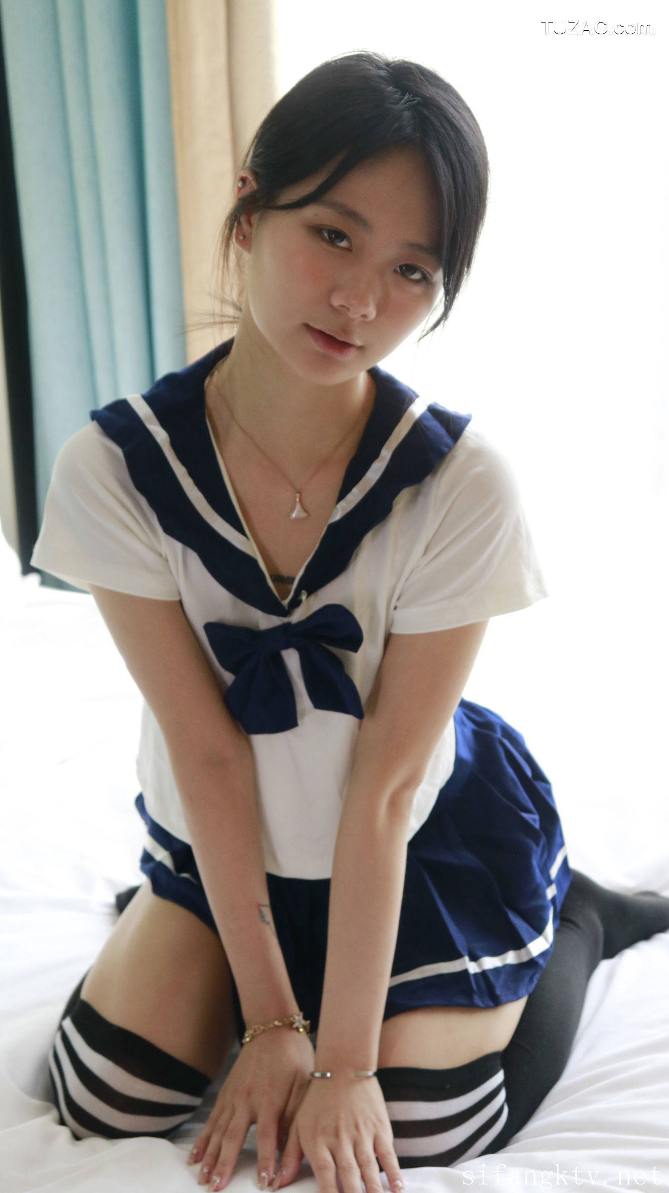 XR-Uncensored-谢小蒽-窗边的私语
