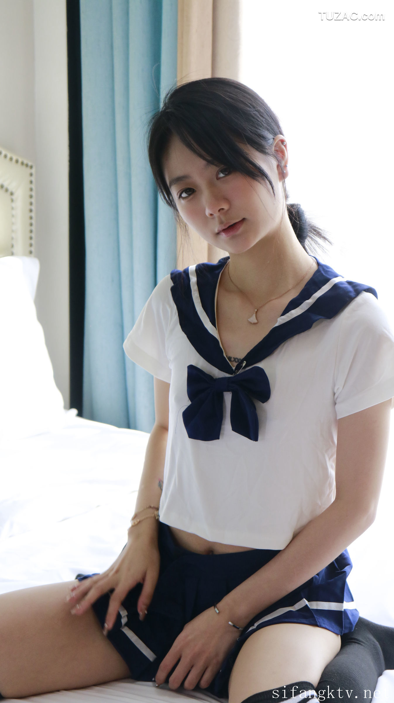 XR-Uncensored-谢小蒽-窗边的私语