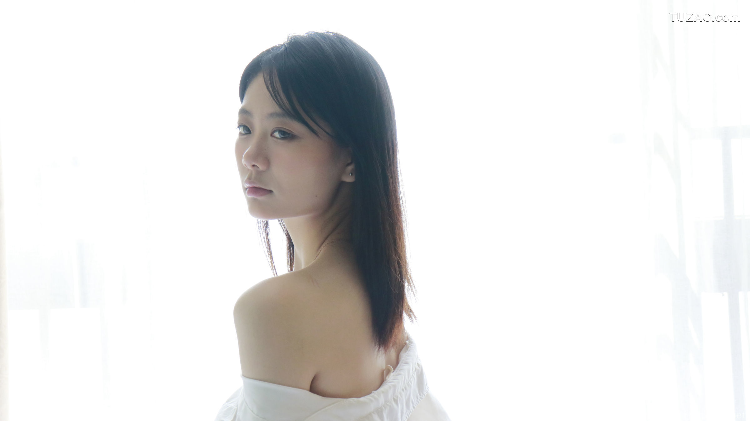 XR-Uncensored-谢小蒽-窗边的私语
