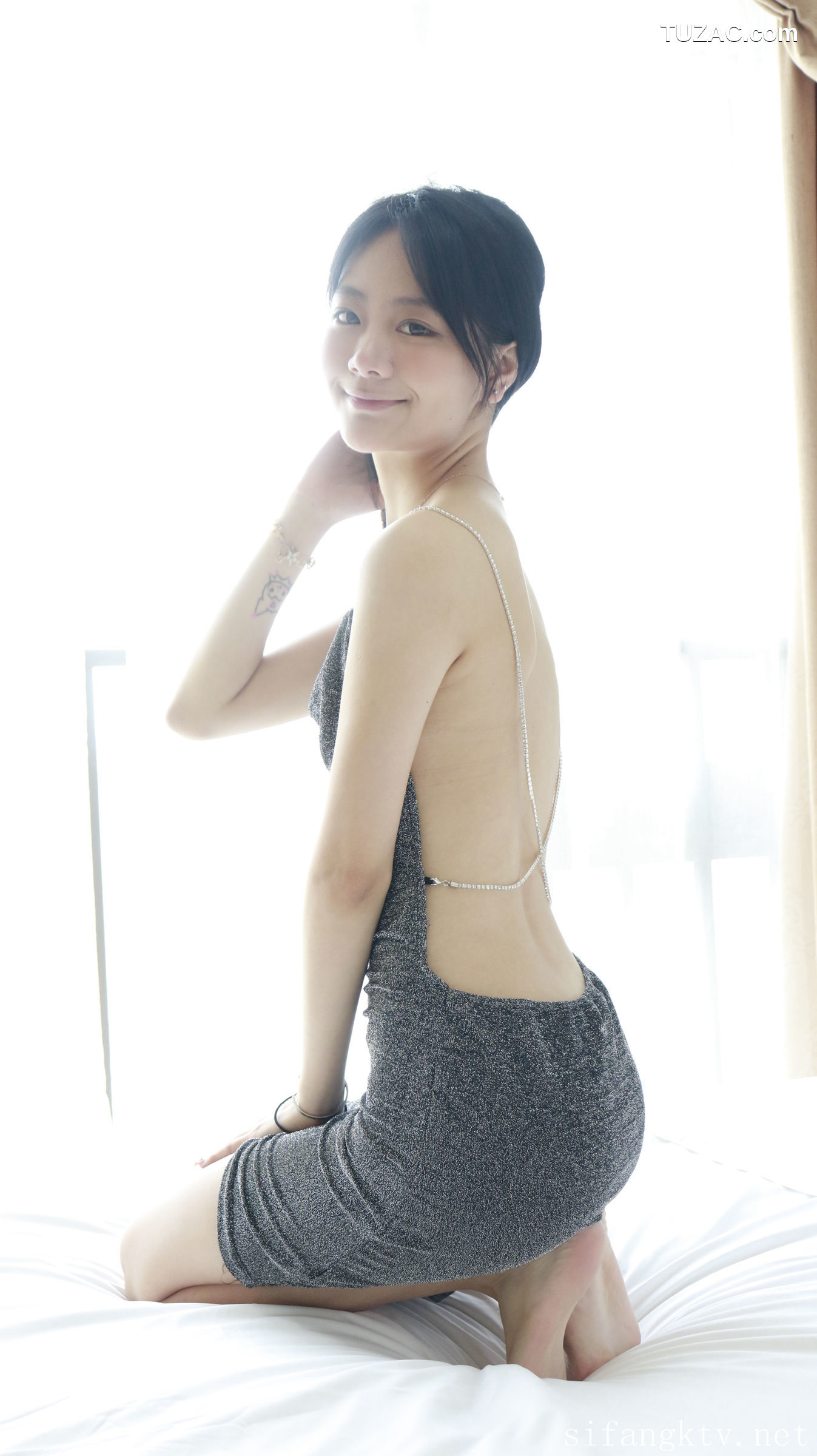 XR-Uncensored-谢小蒽-窗边的私语