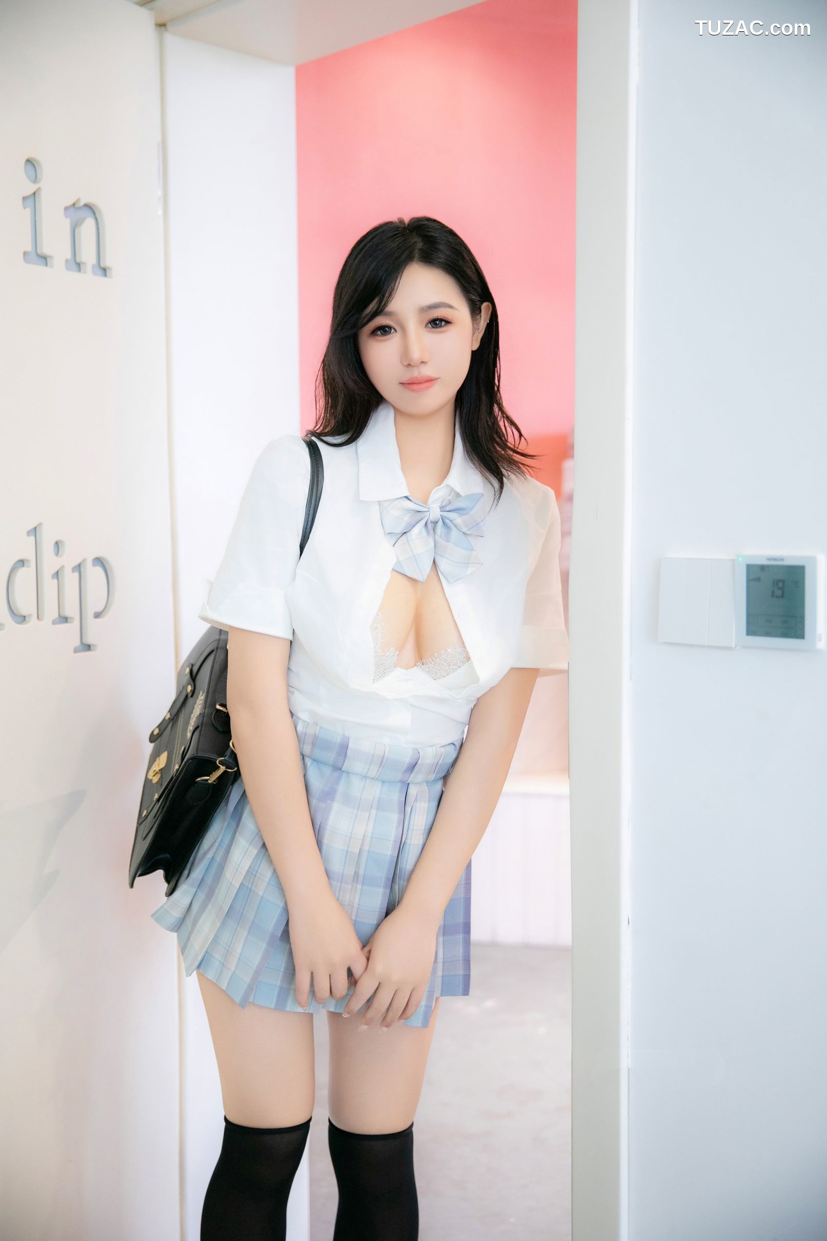 XR-Uncensored-金小依-JK学生妹-R18-XiuRen秀人网-8759-内购私拍