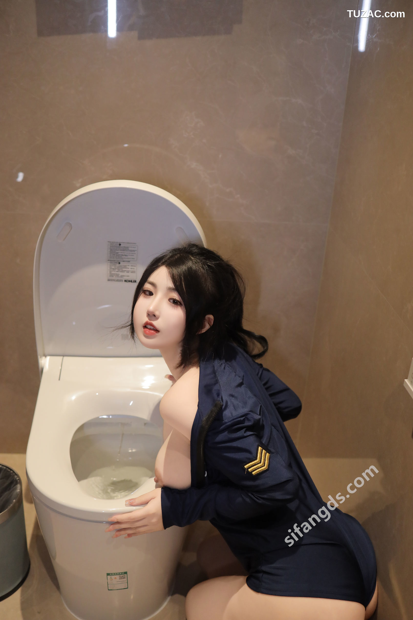 XR-Uncensored-陈小花-Cos女警制服-极品诱惑-XiuRen秀人网-9326-内购私拍