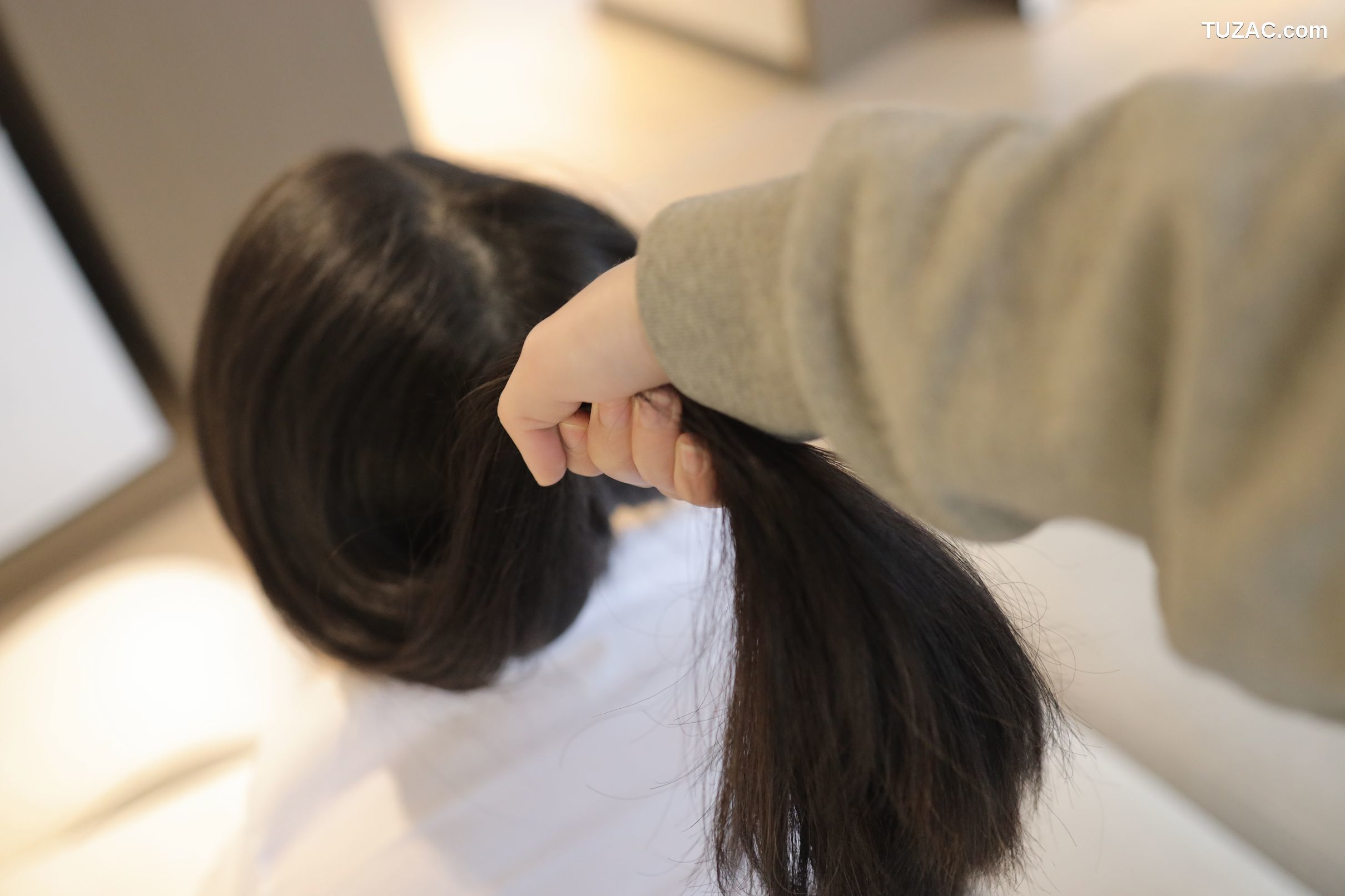 XR-Uncensored-陈小花-助力图-JK制服-XiuRen秀人网-8173-内购私拍