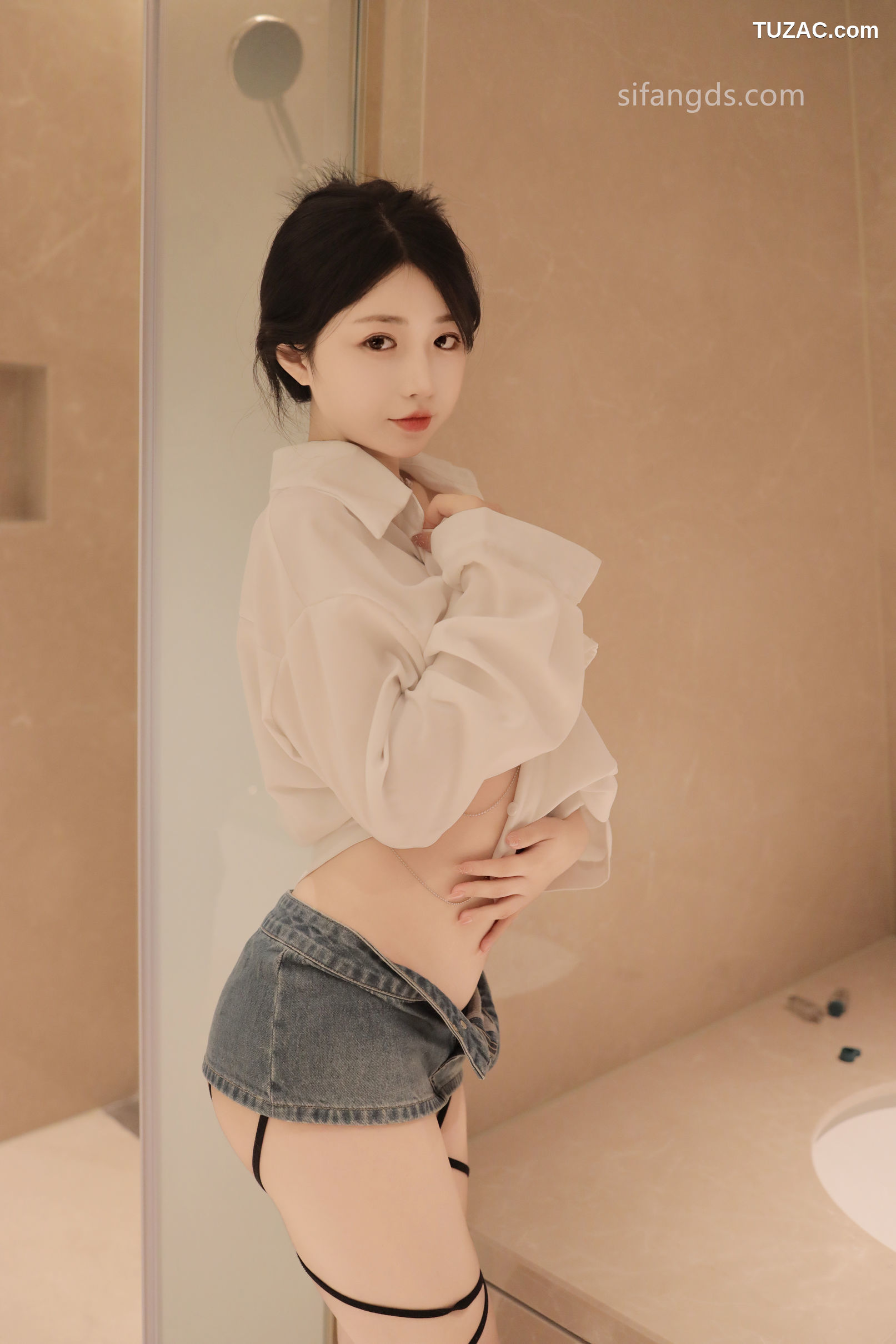 XR-Uncensored-陈小花-浴室中的激情-R18-XiuRen秀人网-8400-内购私拍