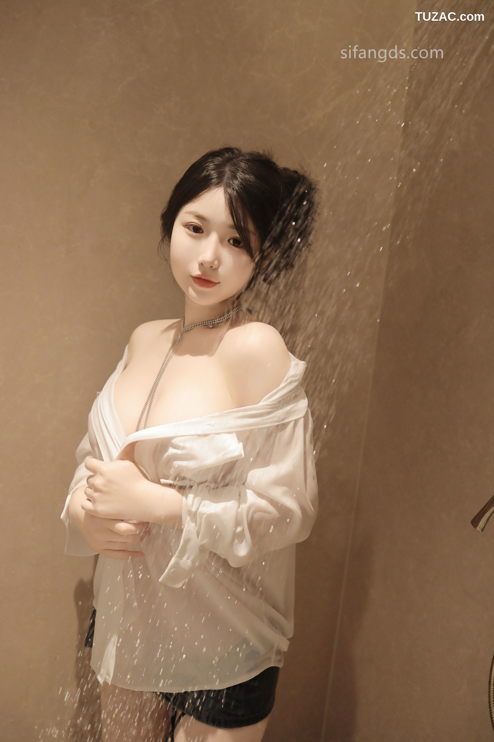 XR-Uncensored-陈小花-浴室中的激情-R18-XiuRen秀人网-8400-内购私拍