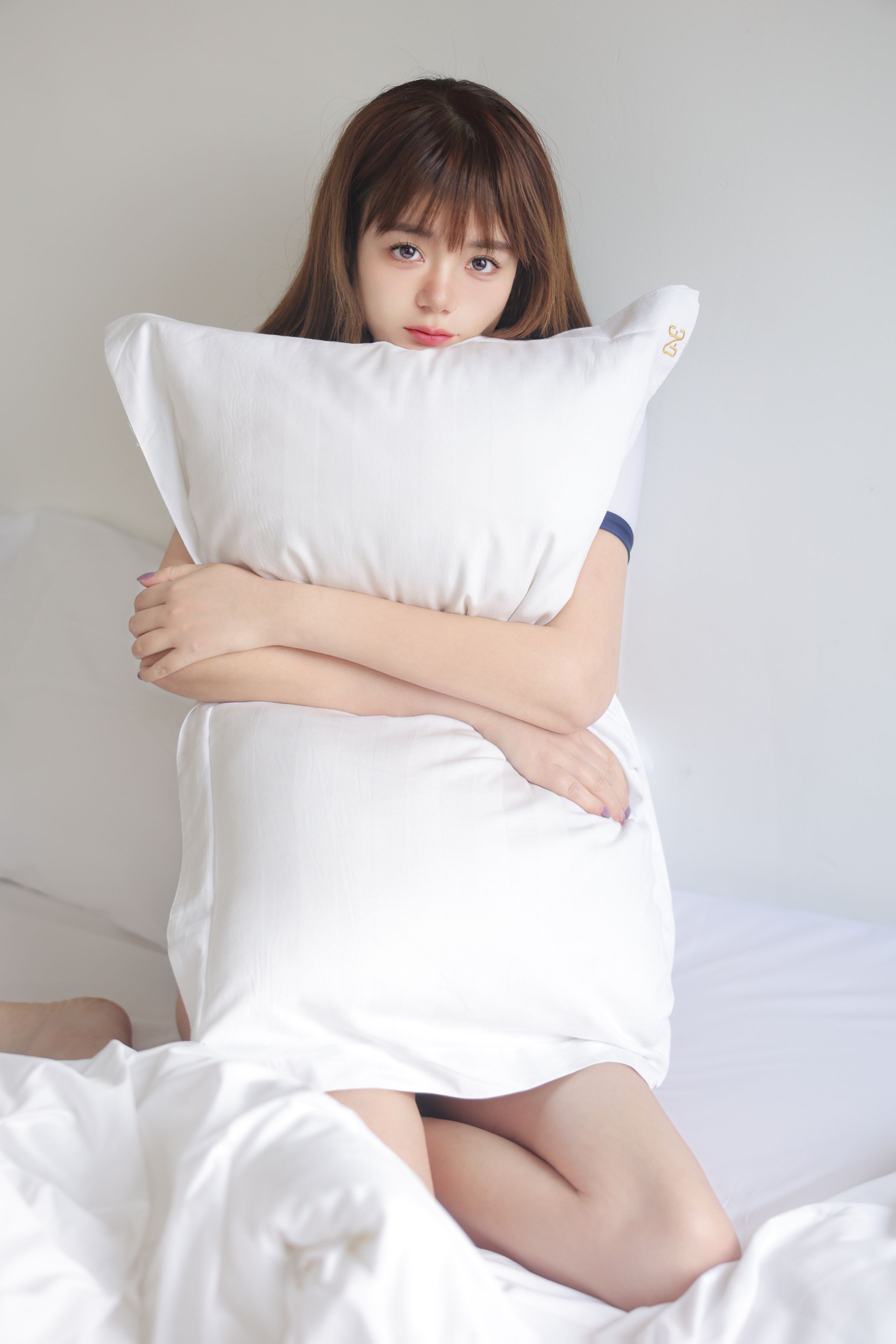 XR-Uncensored-陈柒柒-运动白T蓝色热裤-XiuRen秀人网-8226-内购私拍-2024.03.14