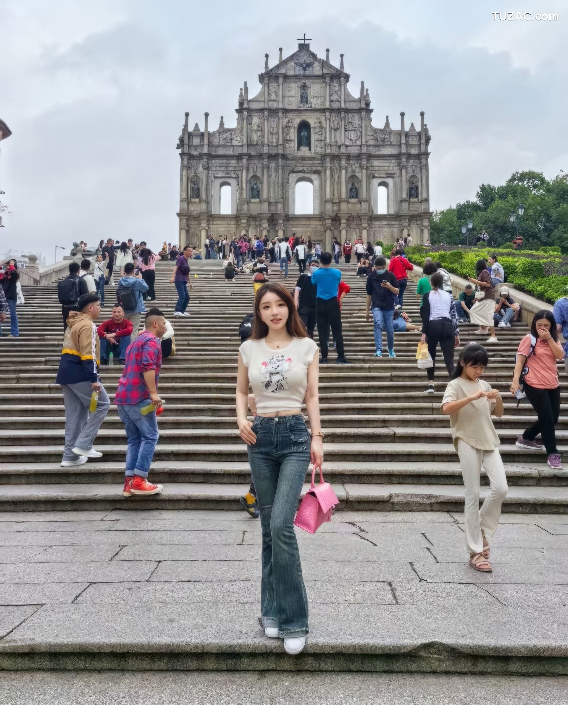 XR-Uncensored-雨儿酱eve-黑色网纱-XiuRen秀人网-内购私拍