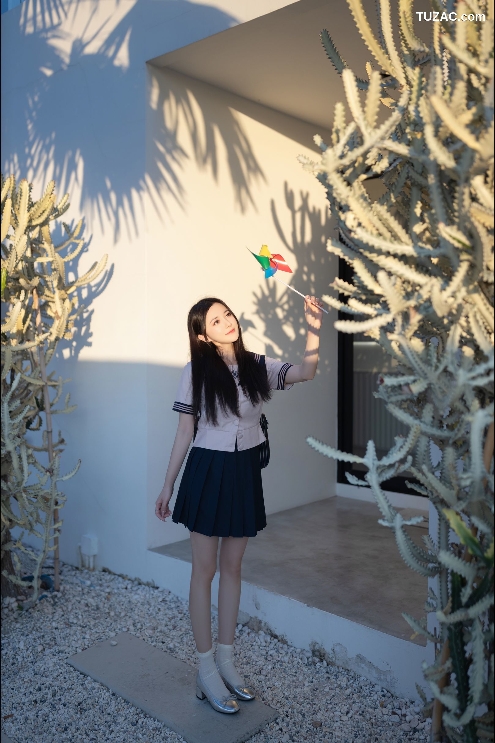 XR-Uncensored-鱼子酱Fish-JK写真-XiuRen秀人网-8244-内购私拍