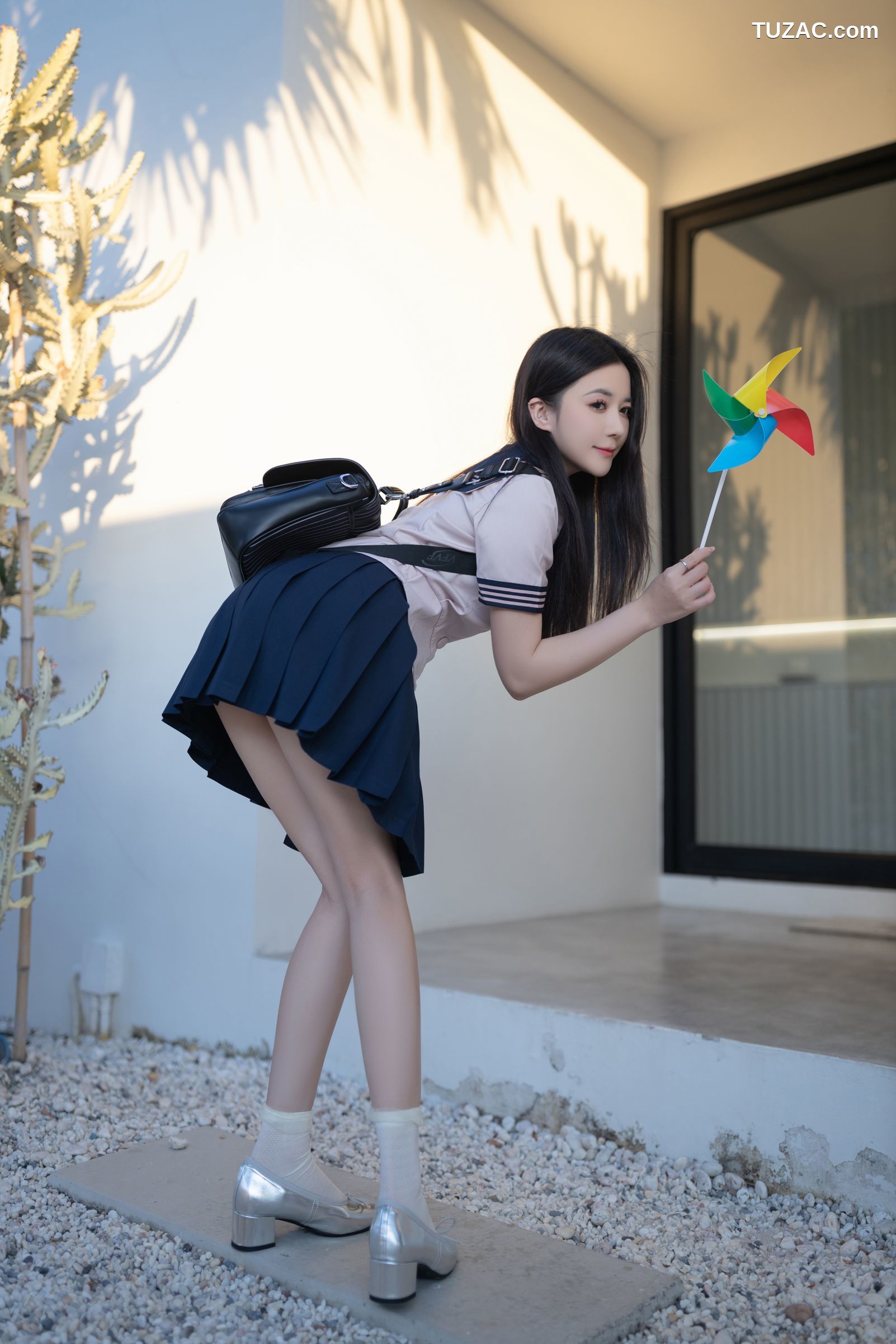 XR-Uncensored-鱼子酱Fish-JK写真-XiuRen秀人网-8244-内购私拍