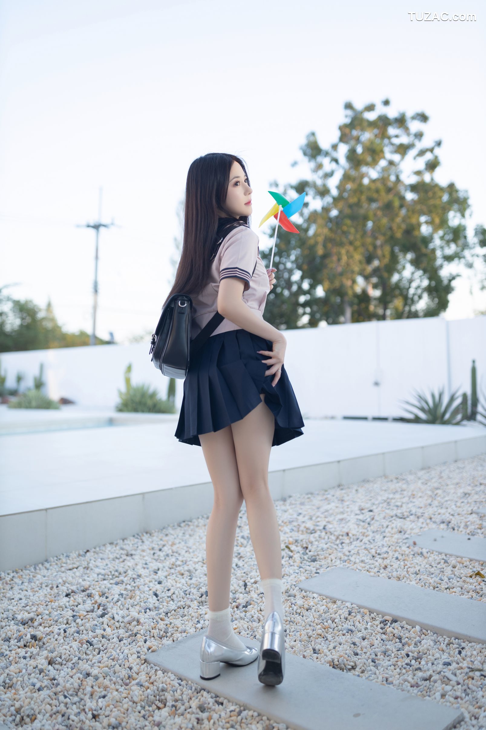 XR-Uncensored-鱼子酱Fish-JK写真-XiuRen秀人网-8244-内购私拍