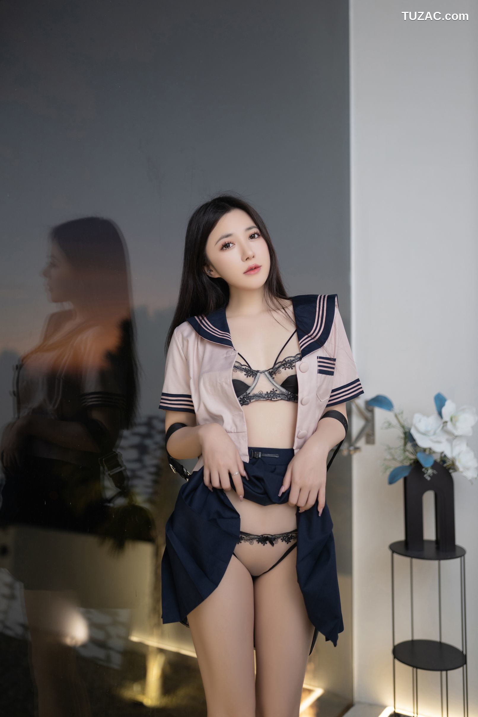 XR-Uncensored-鱼子酱Fish-JK写真-XiuRen秀人网-8244-内购私拍