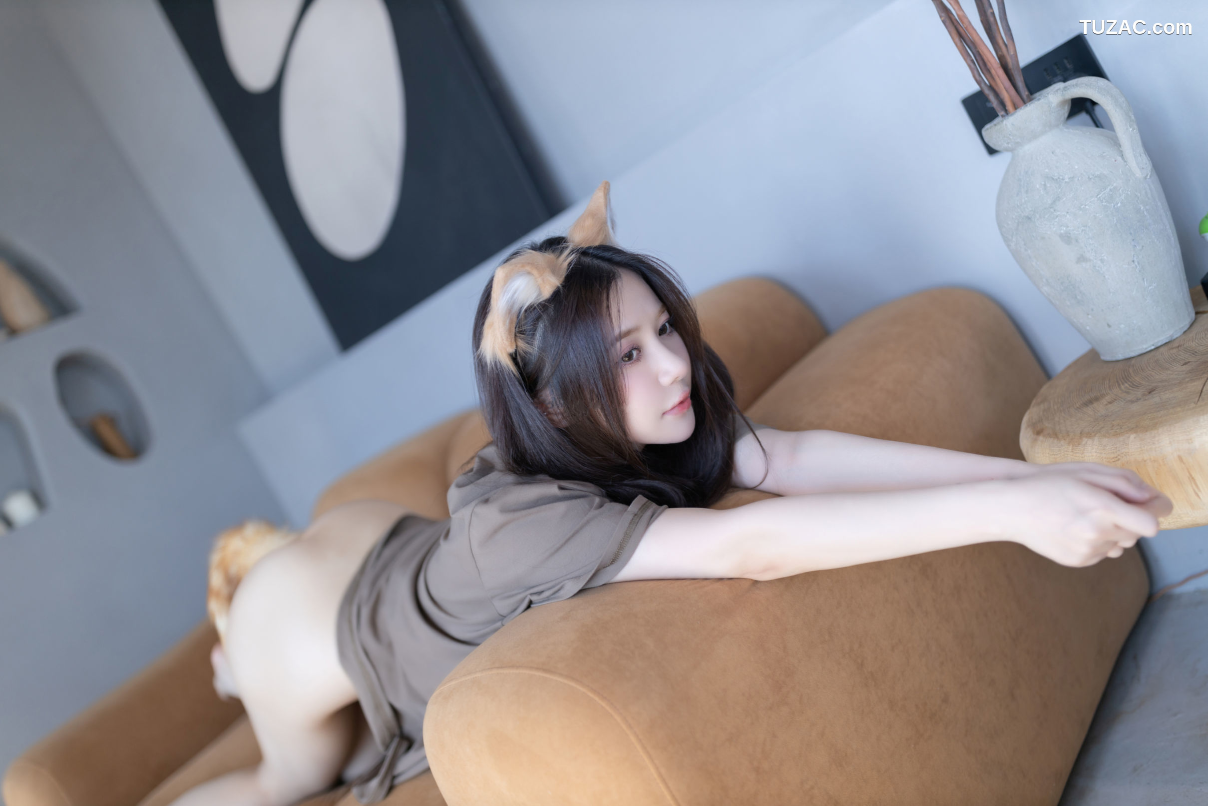 XR-Uncensored-鱼子酱Fish-《宅宠》-XiuRen秀人网-5395-内购私拍