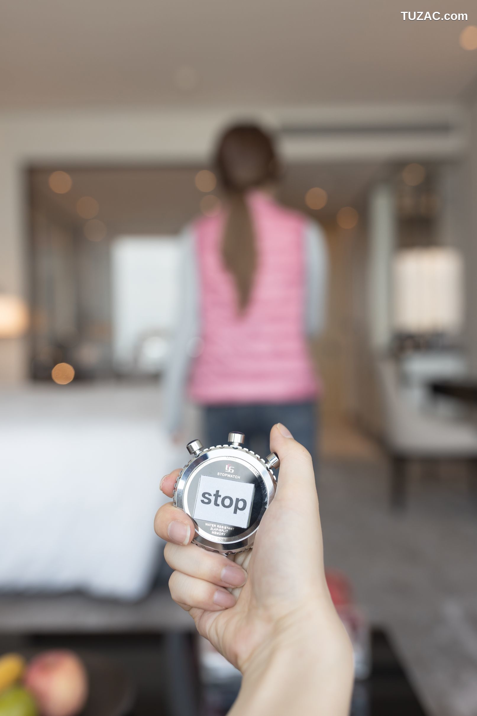 XR-Uncensored-鱼子酱Fish-《时间静止》-XiuRen秀人网-3828-内购私