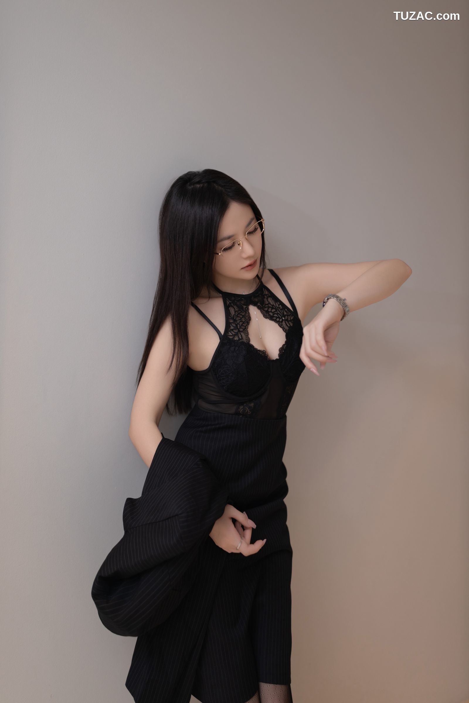 XR-Uncensored-鱼子酱Fish-《沉沦》原版写真-XiuRen秀人网-7992-内购私拍