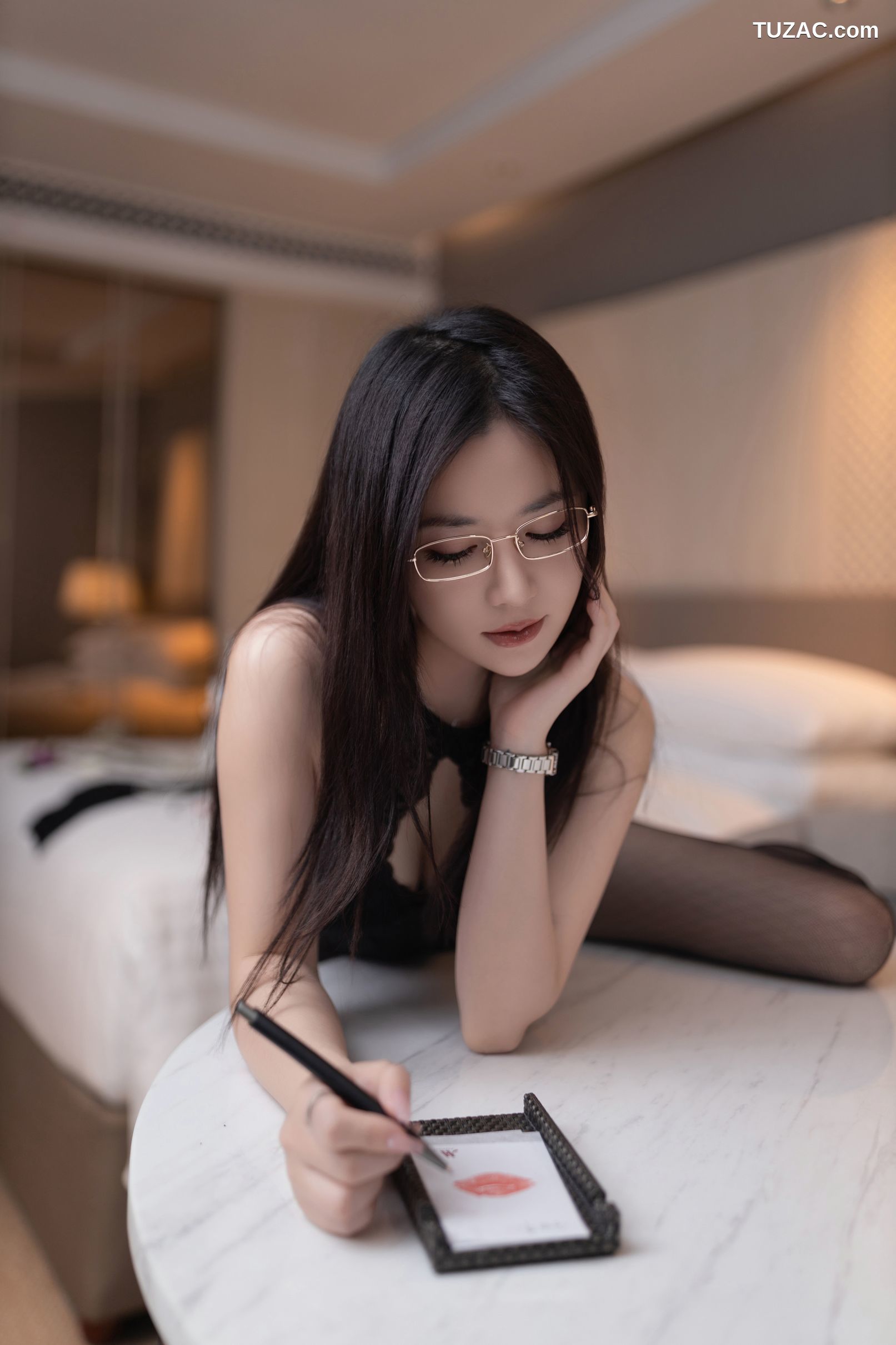 XR-Uncensored-鱼子酱Fish-《沉沦》原版写真-XiuRen秀人网-7992-内购私拍