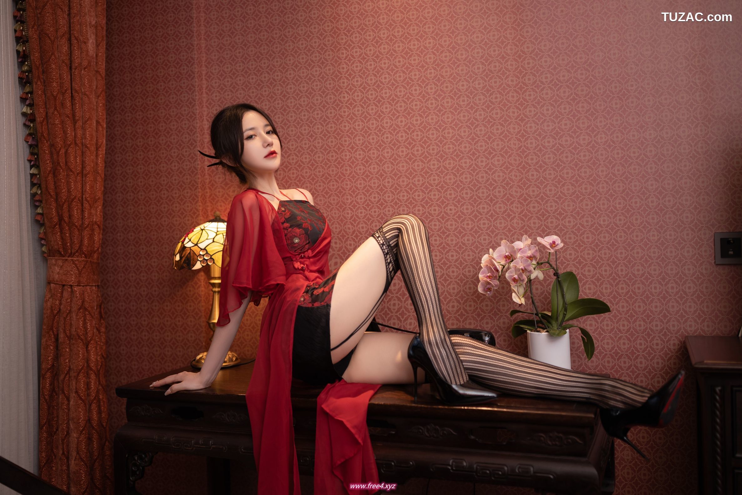 XR-Uncensored-鱼子酱Fish-《落叶有情》-XiuRen秀人网-5747-内购私拍