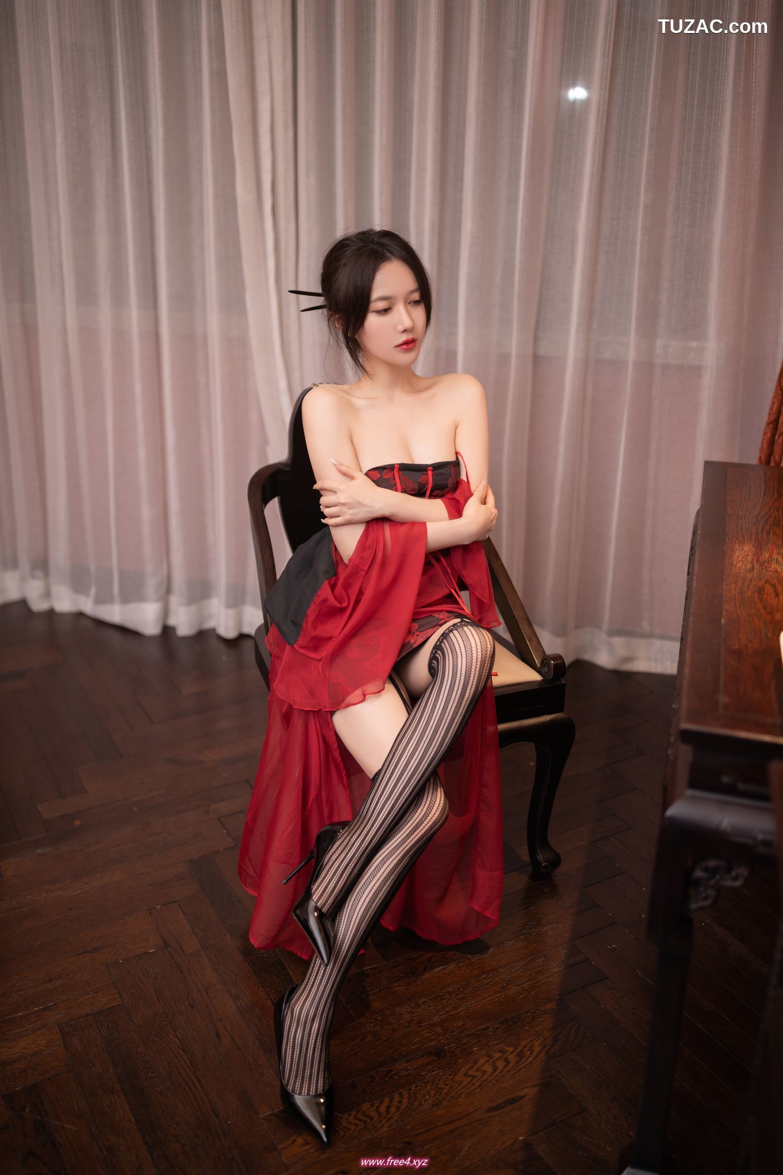 XR-Uncensored-鱼子酱Fish-《落叶有情》-XiuRen秀人网-5747-内购私拍