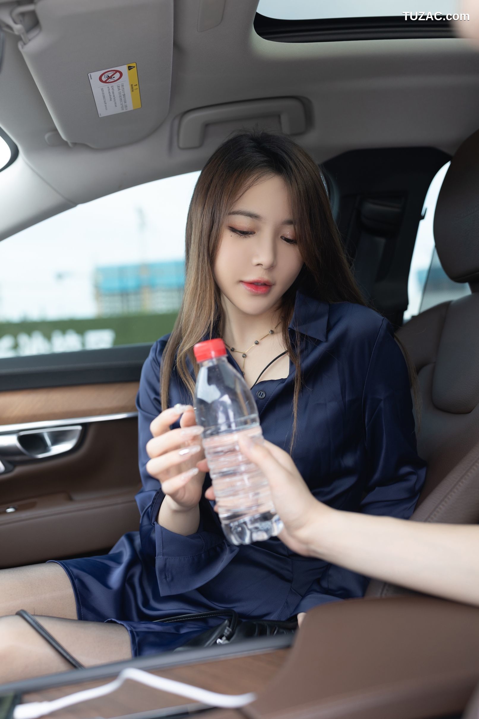 XR-Uncensored-鱼子酱Fish-《顺风车》-XiuRen秀人网-3739-内购私拍