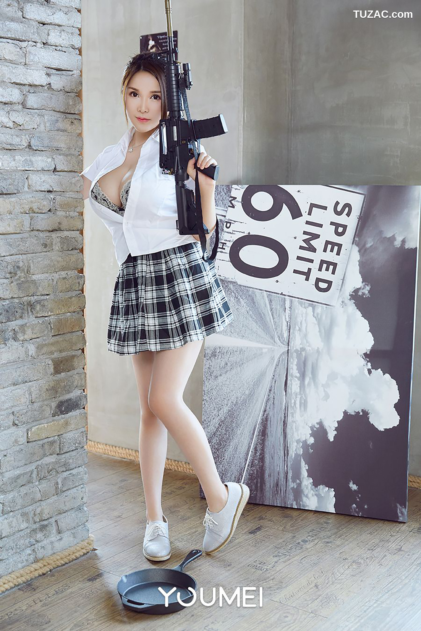 YouMei尤美-051-沈蜜桃-吃鸡の蜜桃-2018-08-24