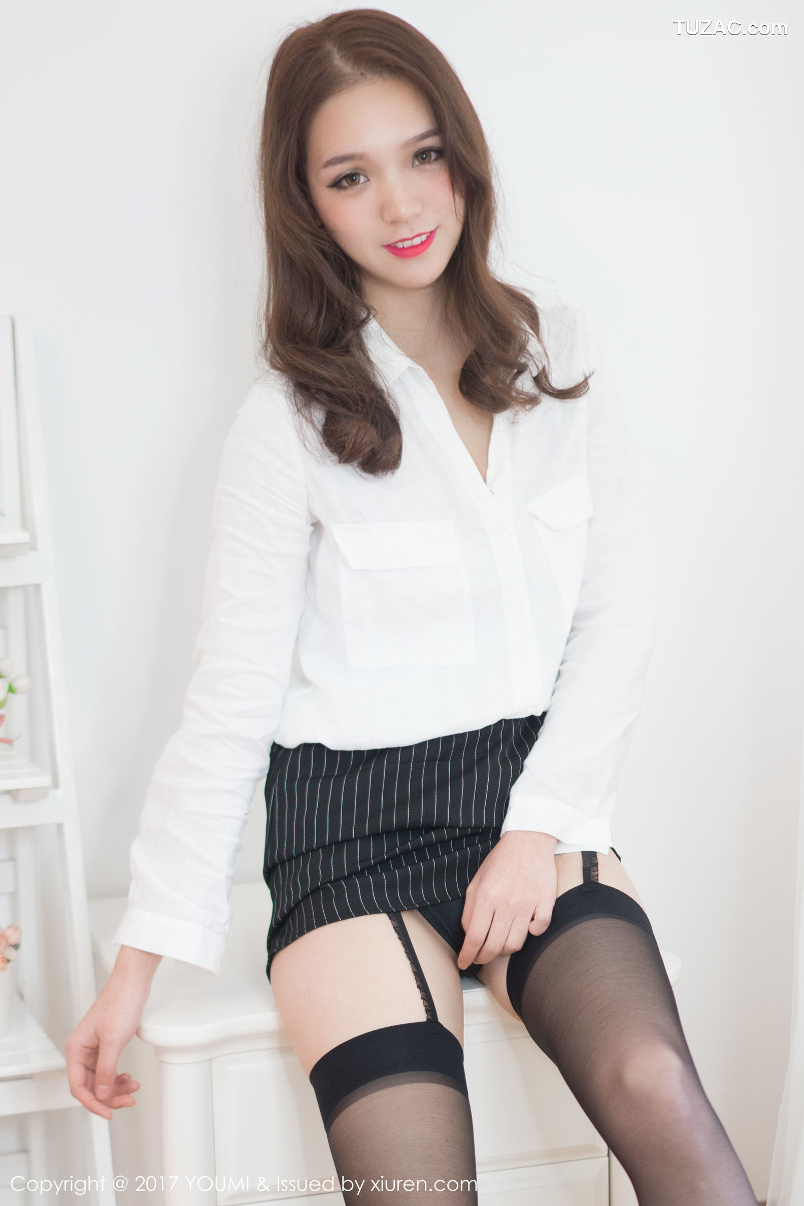 YouMi尤蜜荟-047-不柠Bling-《粉红兔女郎与黑丝OL》-2017.06.05