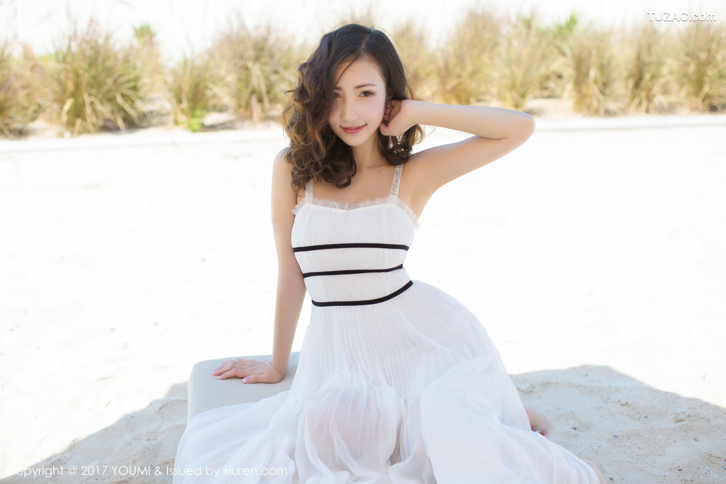 YouMi尤蜜荟-078-Yumi尤美-《迪拜旅拍-沙滩女神》-2017.11.07