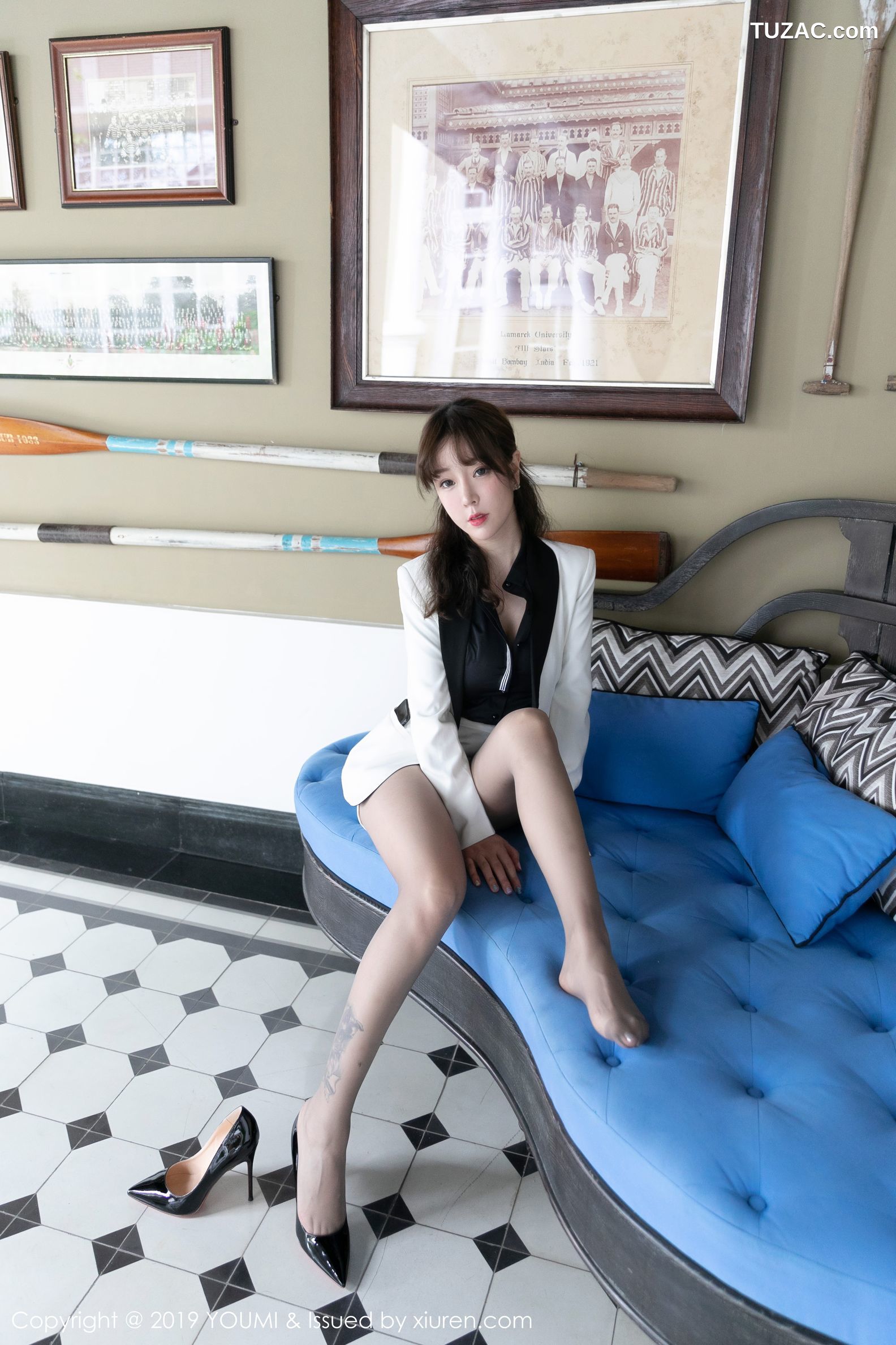 YouMi尤蜜荟-301-王雨纯-《层层深入褪去秘书装扮系列》-2019.04.30