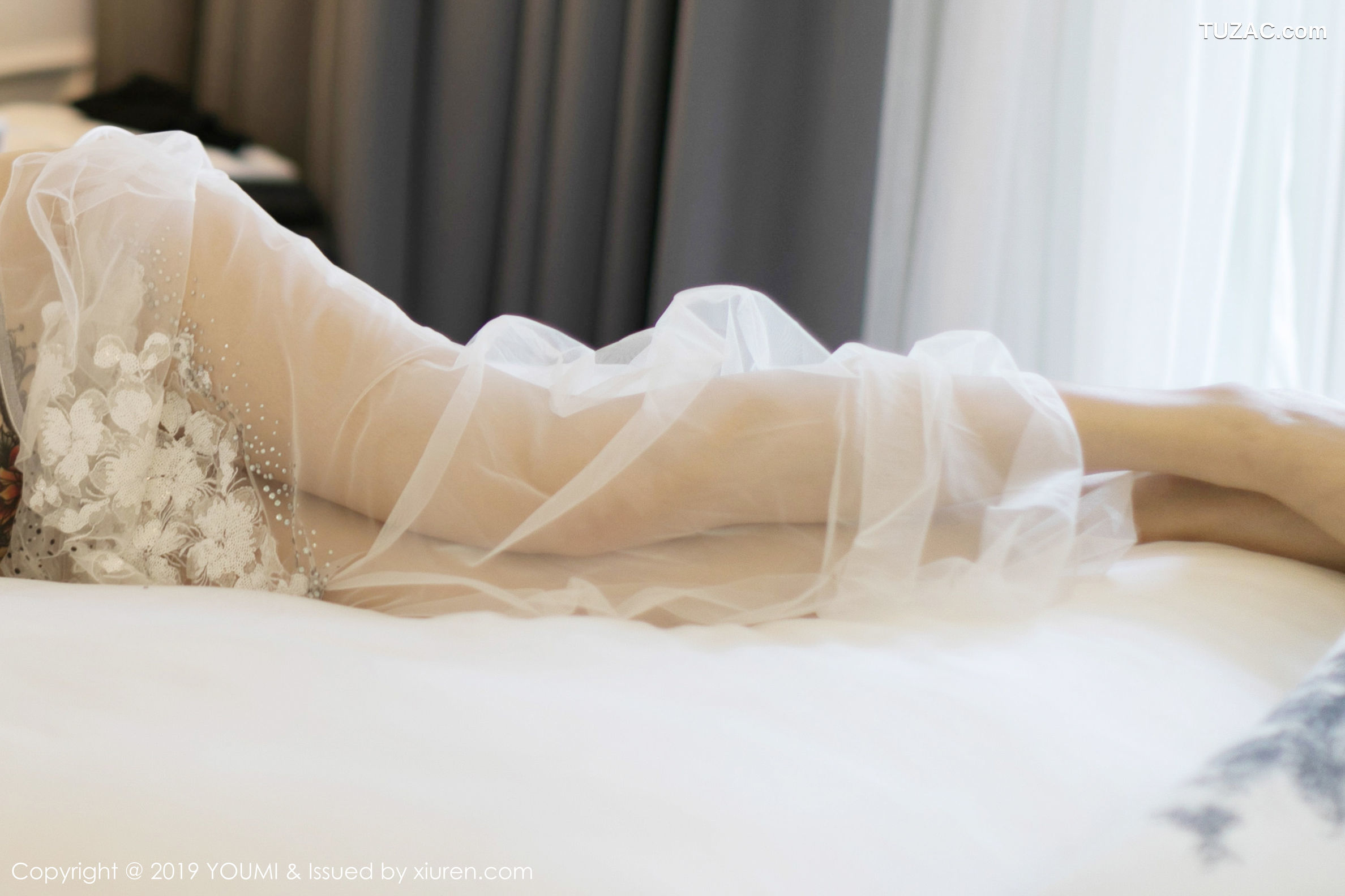 YouMi尤蜜荟-331-黄楽然-《魅惑极致的黑丝与唯美镂空薄纱》-2019.07.23
