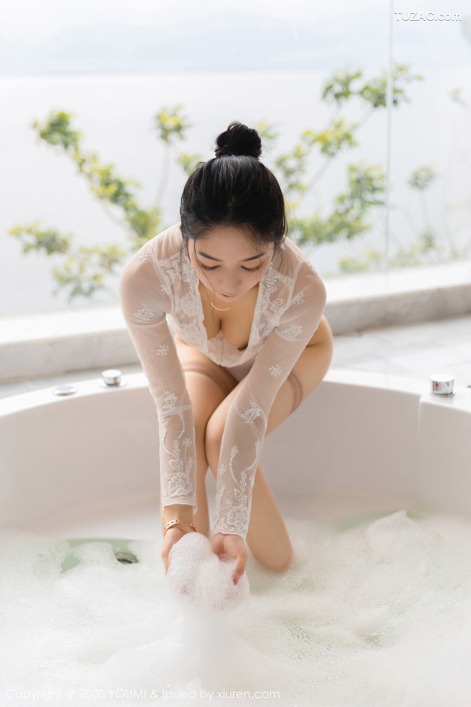 YouMi尤蜜荟-478-Angela小热巴-《极致丝袜与浴室的淋漓湿身系列》-2020.07.03