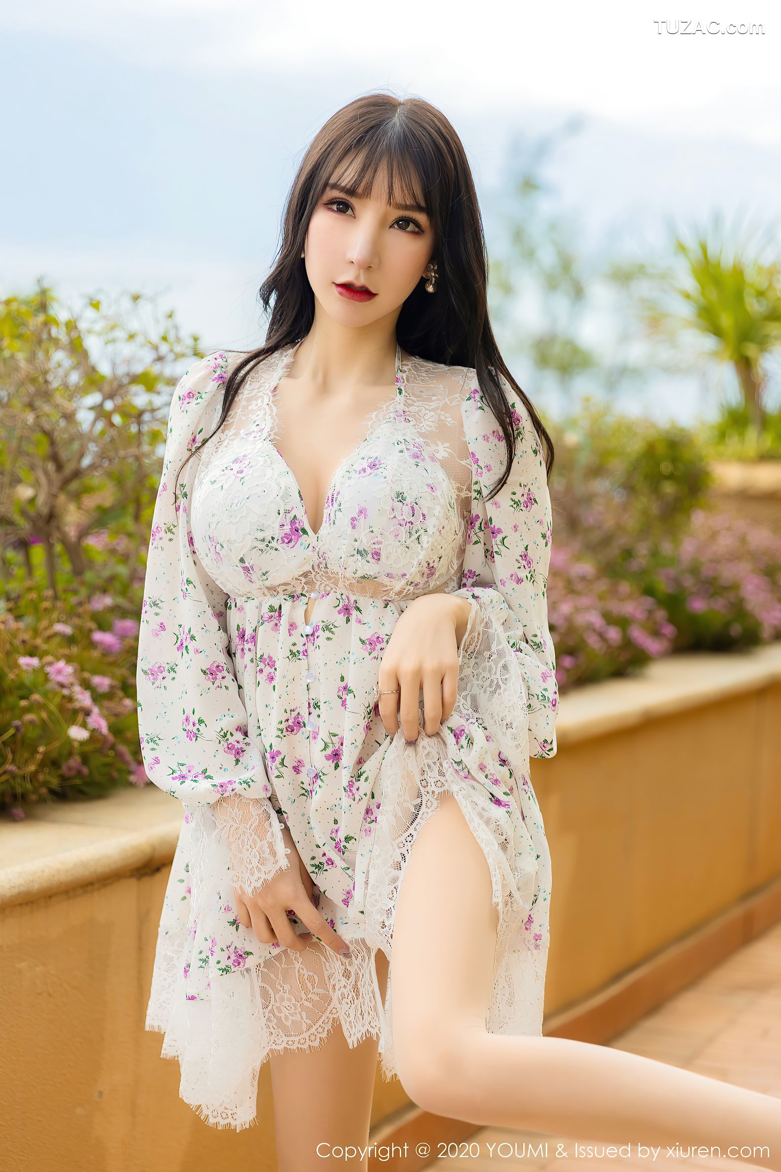 YouMi尤蜜荟-500-周于希-《小碎花裙子的清纯可人》-2020.08.04