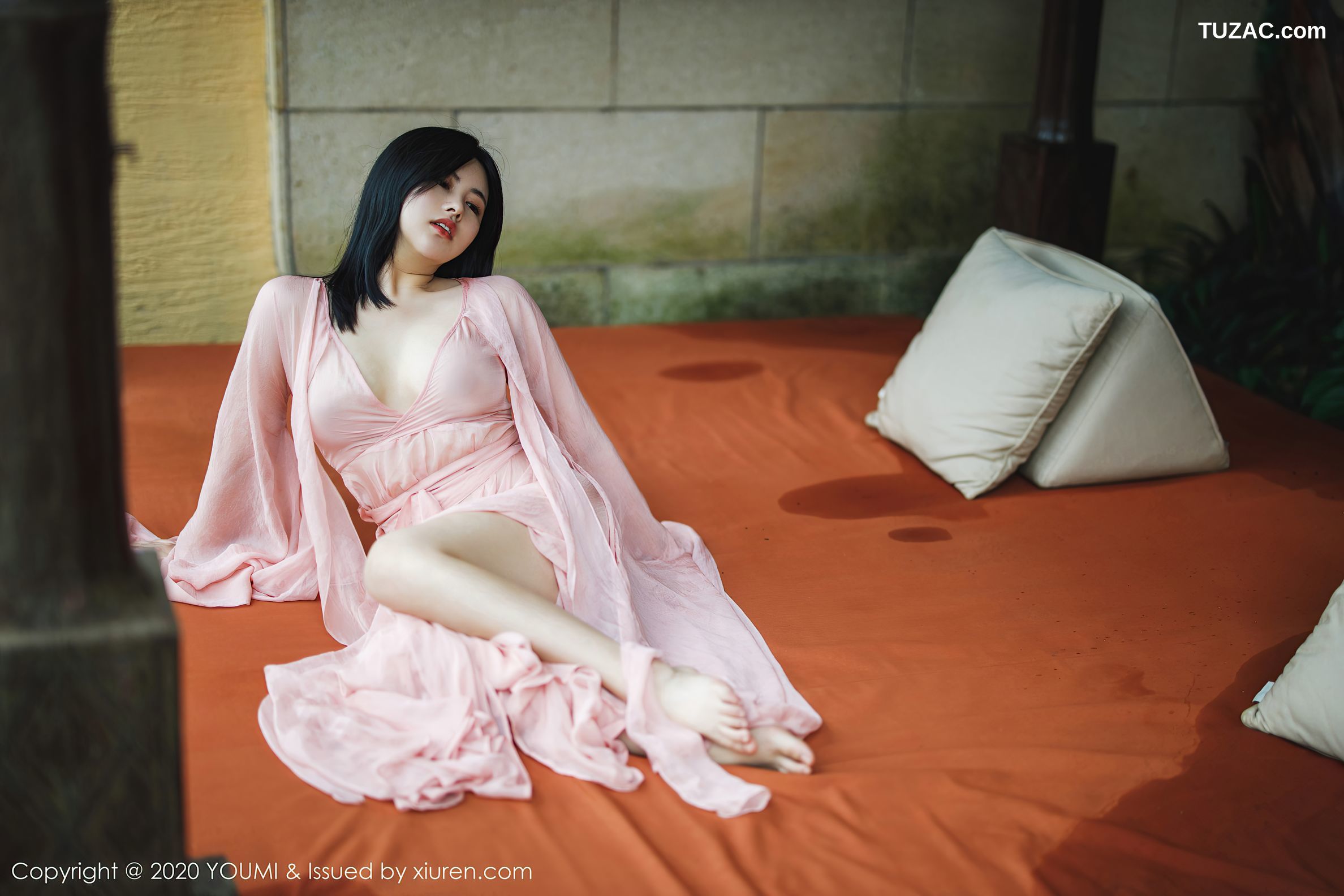 YouMi尤蜜荟-523-娜露Selena-《轻薄的粉色长裙》-2020.09.07