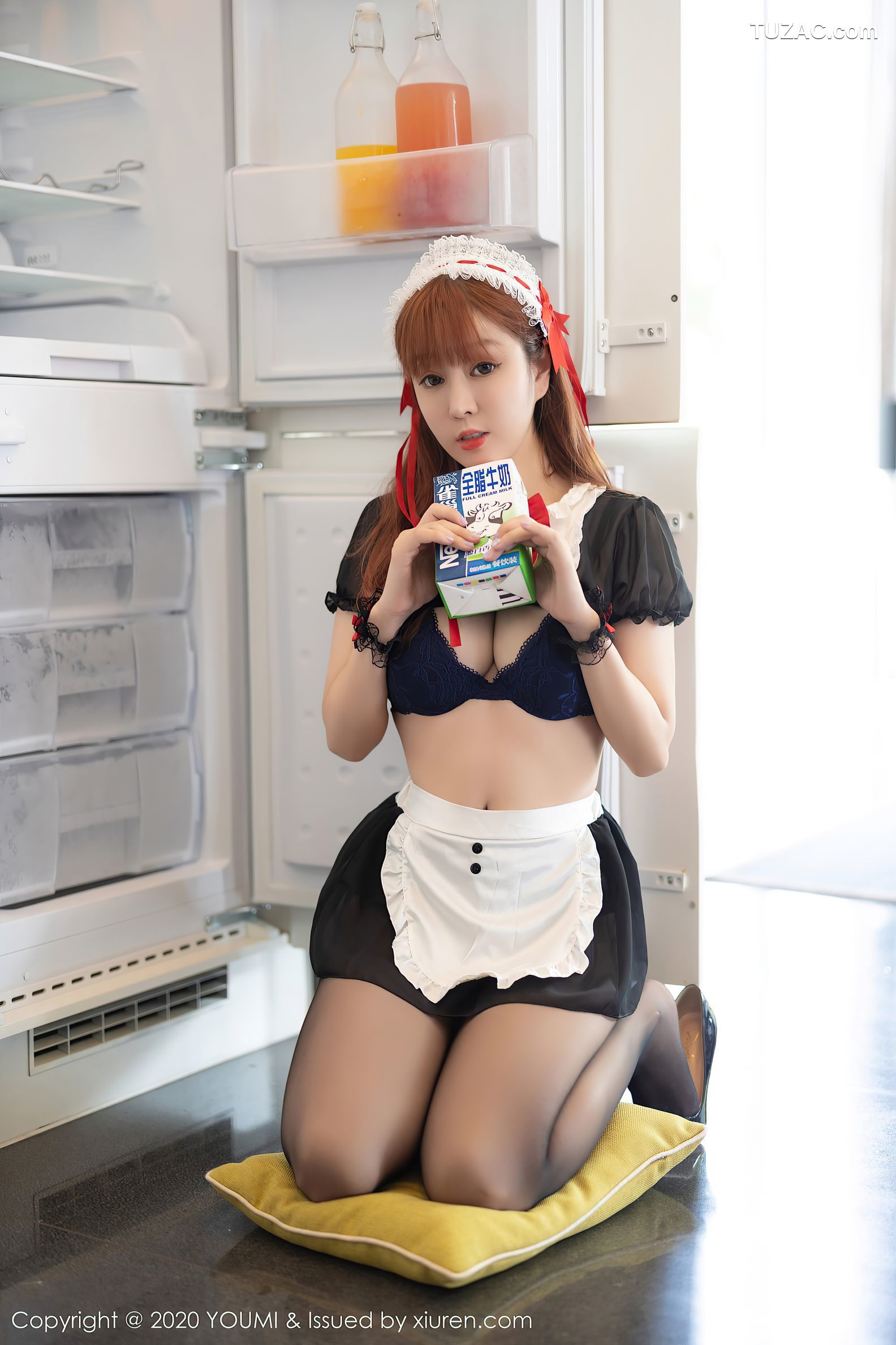 YouMi尤蜜荟-581-王雨纯-三亚旅拍黑色女仆装黑丝