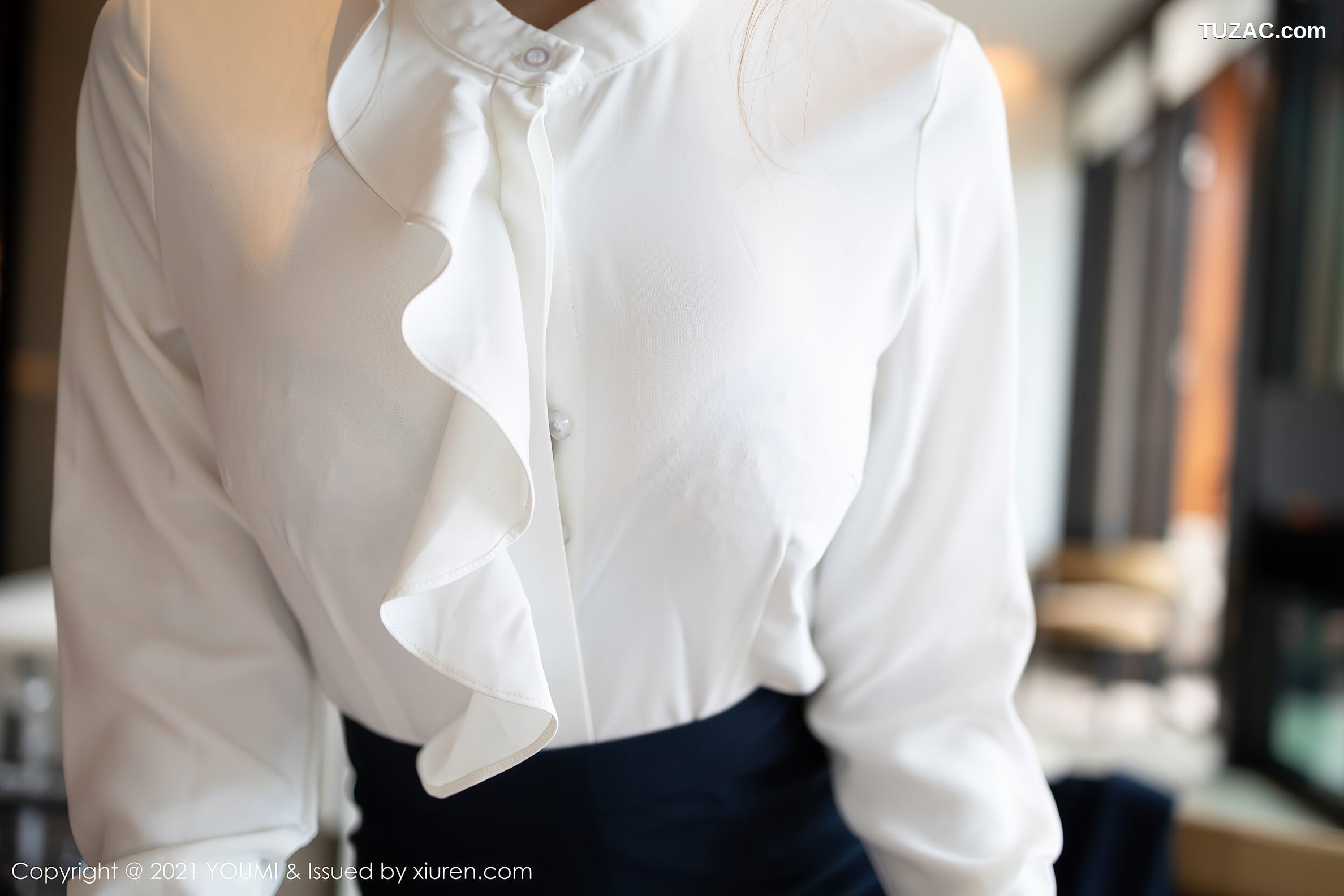 YouMi尤蜜荟-606-周于希-厦门旅拍女强人与下属剧情撩人姿势