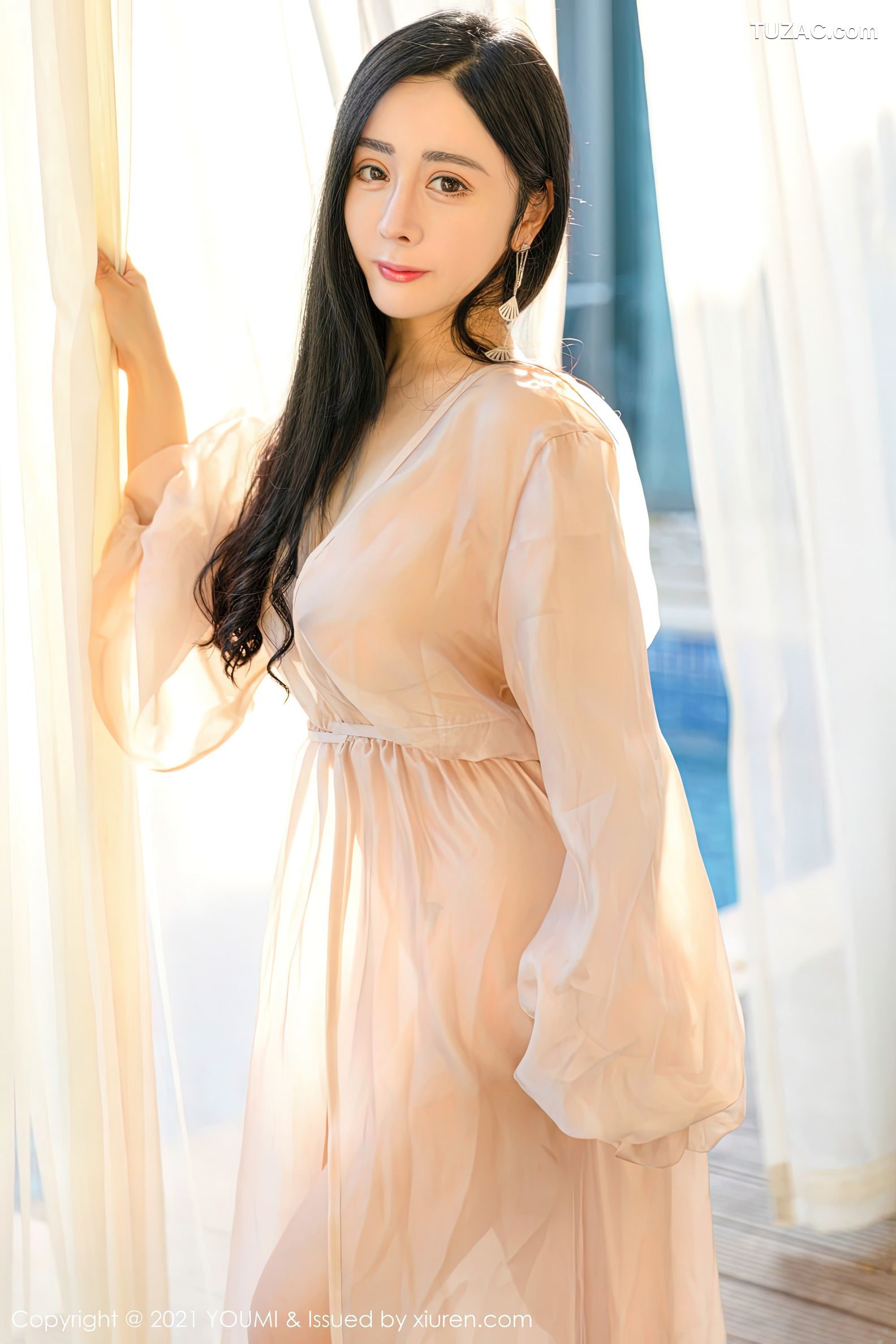 YouMi尤蜜荟-631-允爾-三亚旅拍户外轻薄通透长裙