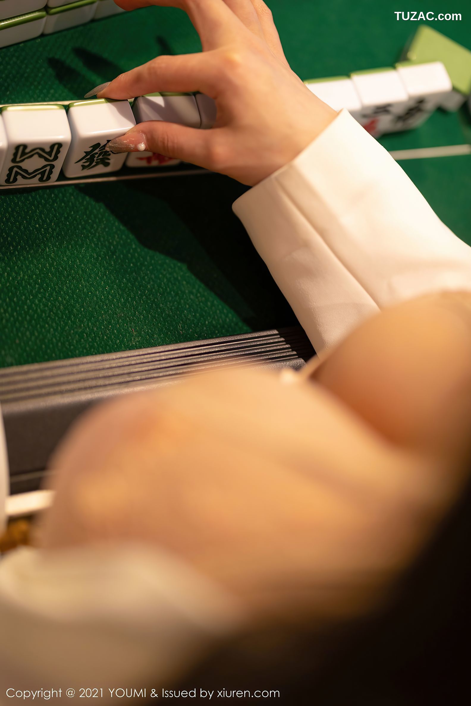 YouMi尤蜜荟-645-朱可儿Flower-麻将剧情主题-白色职业装肉色内衣