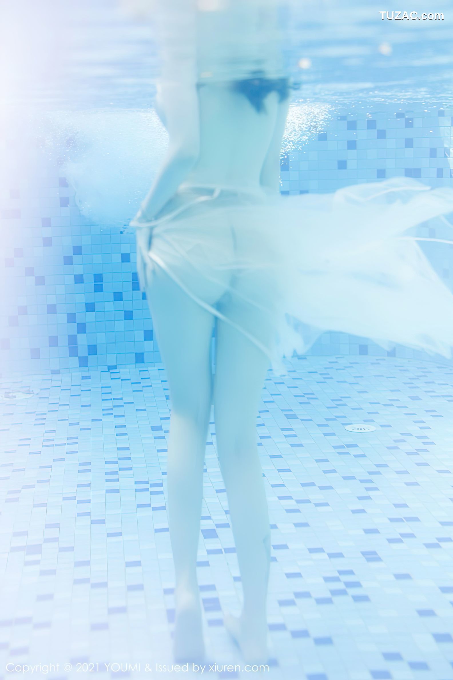 YouMi尤蜜荟-672-王雨纯-西双版纳旅拍-薄透服饰肉丝