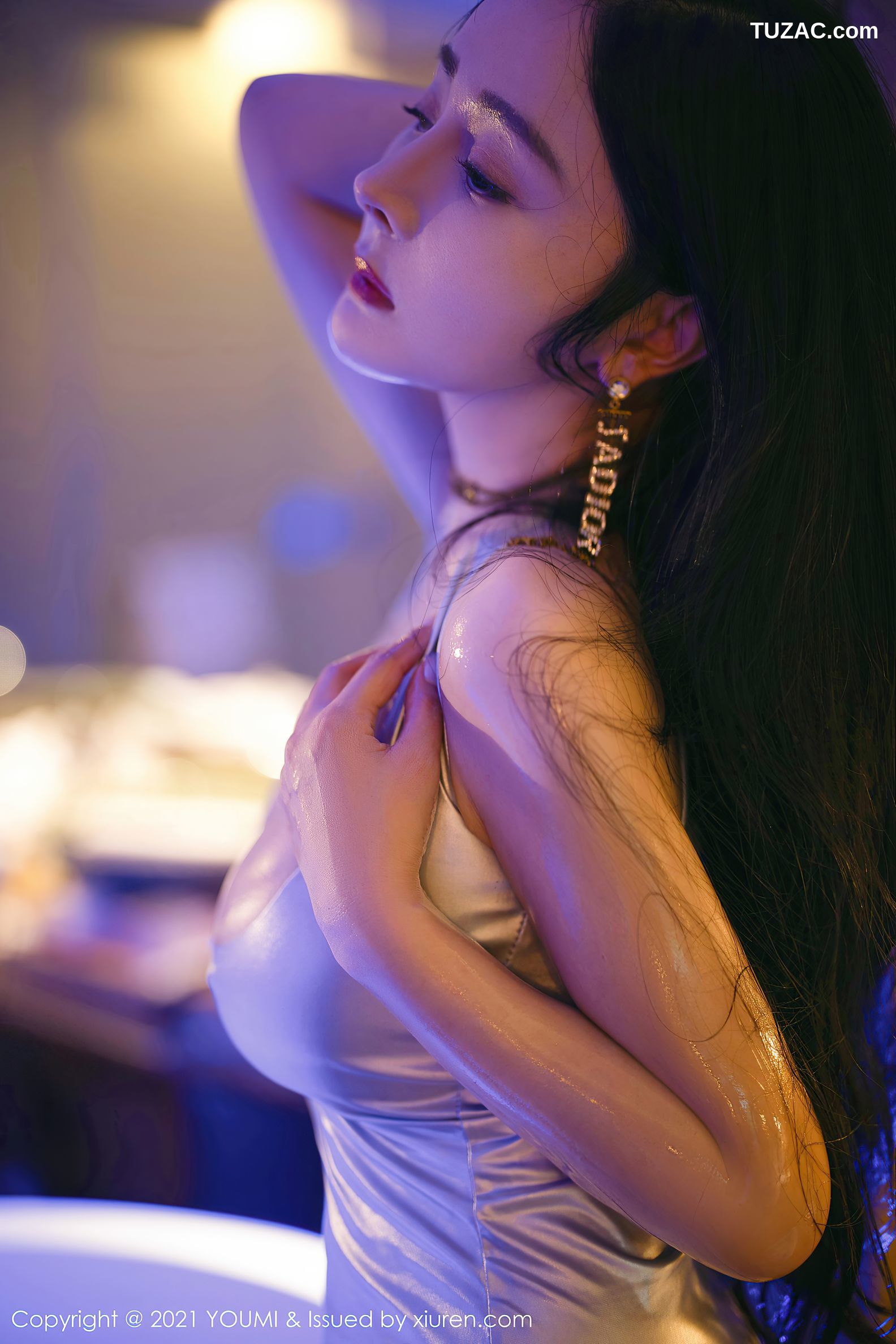 YouMi尤蜜荟-679-允爾-桂林旅拍-浴室豪乳翘臀-2021.08.09