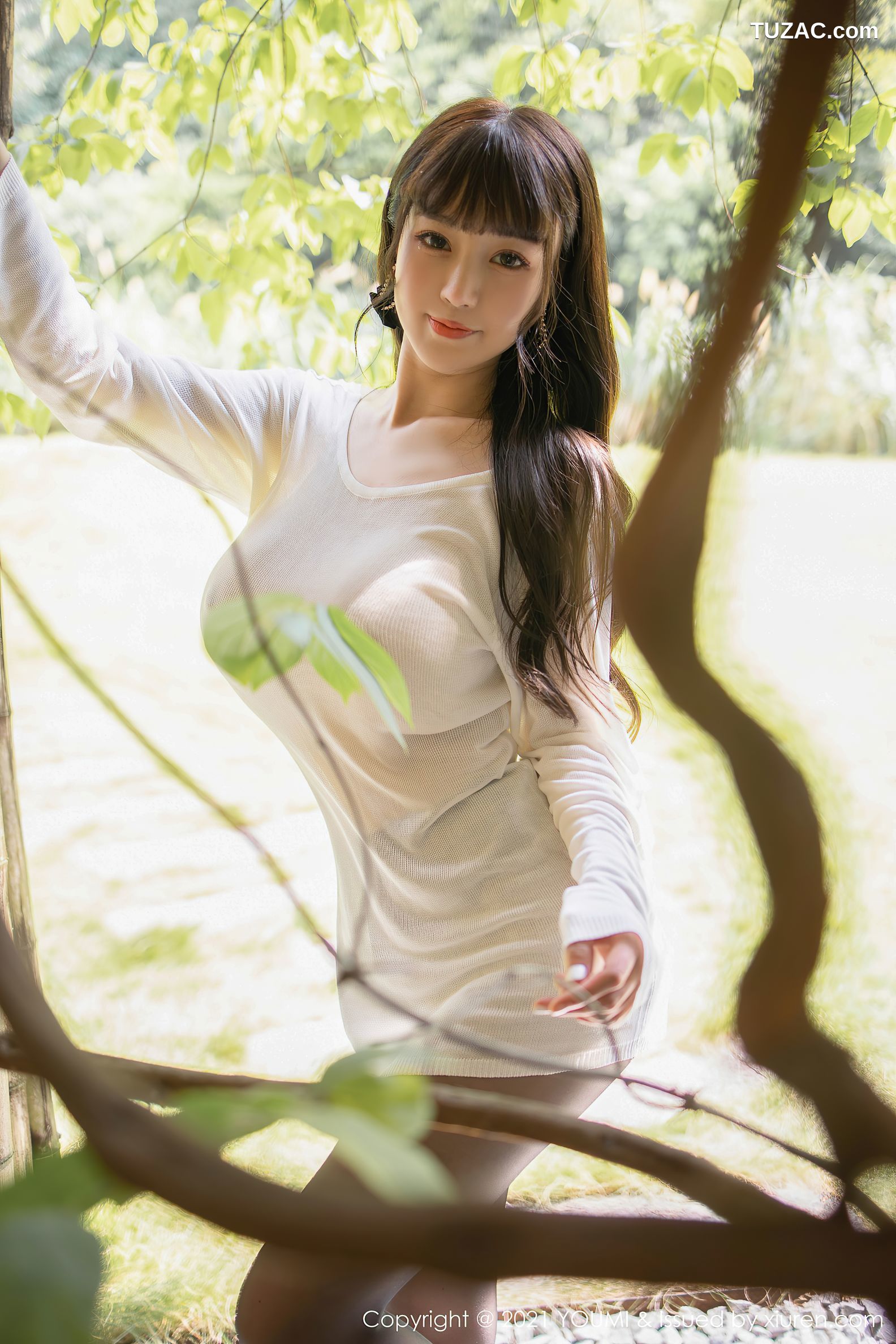 YouMi尤蜜荟-680-朱可儿-桂林旅拍-薄透服饰镂空黑丝-2021.08.11