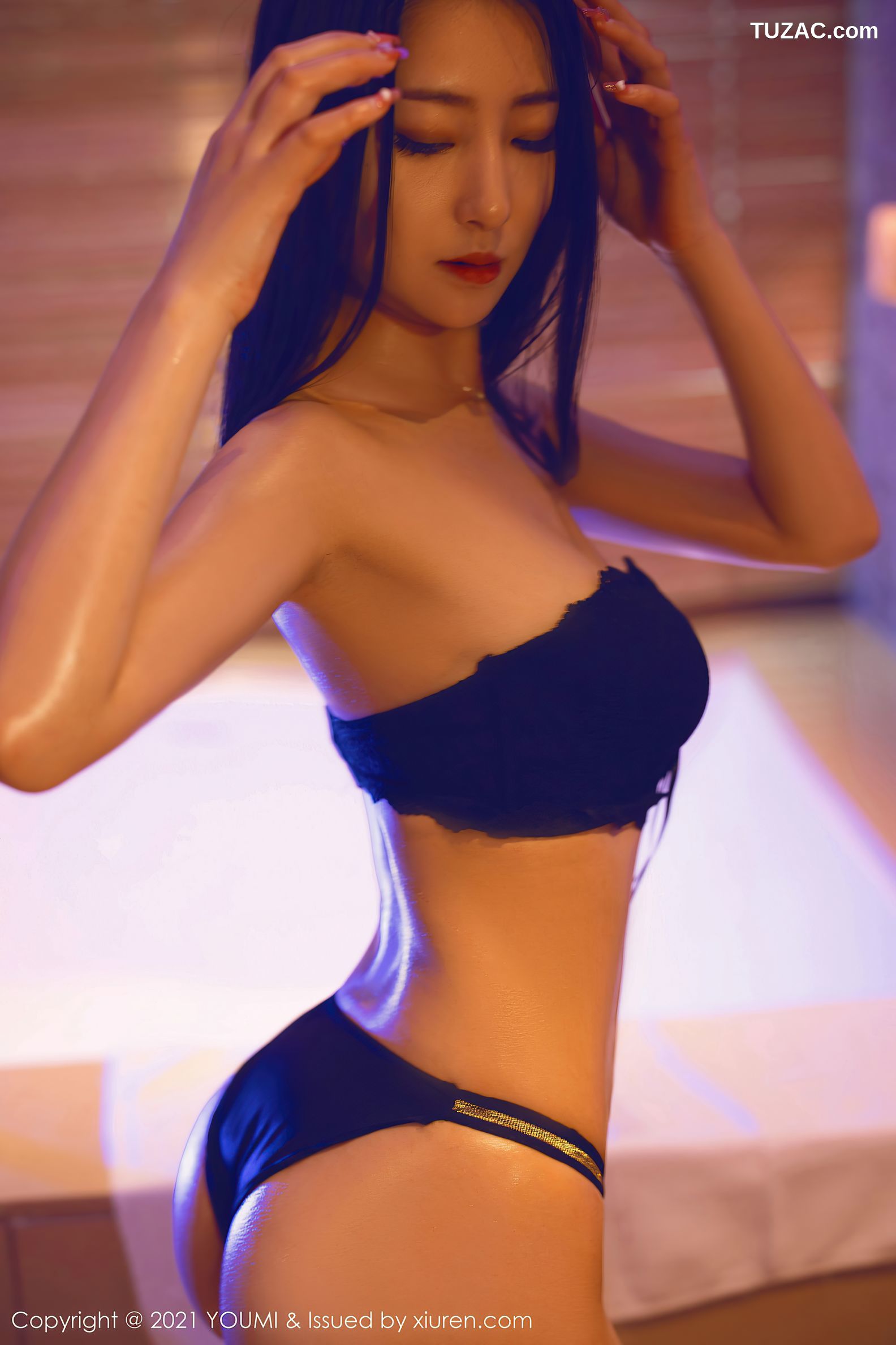 YouMi尤蜜荟-685-熊小诺-阳朔旅拍-浴室性感黑色内衣-2021.08.20