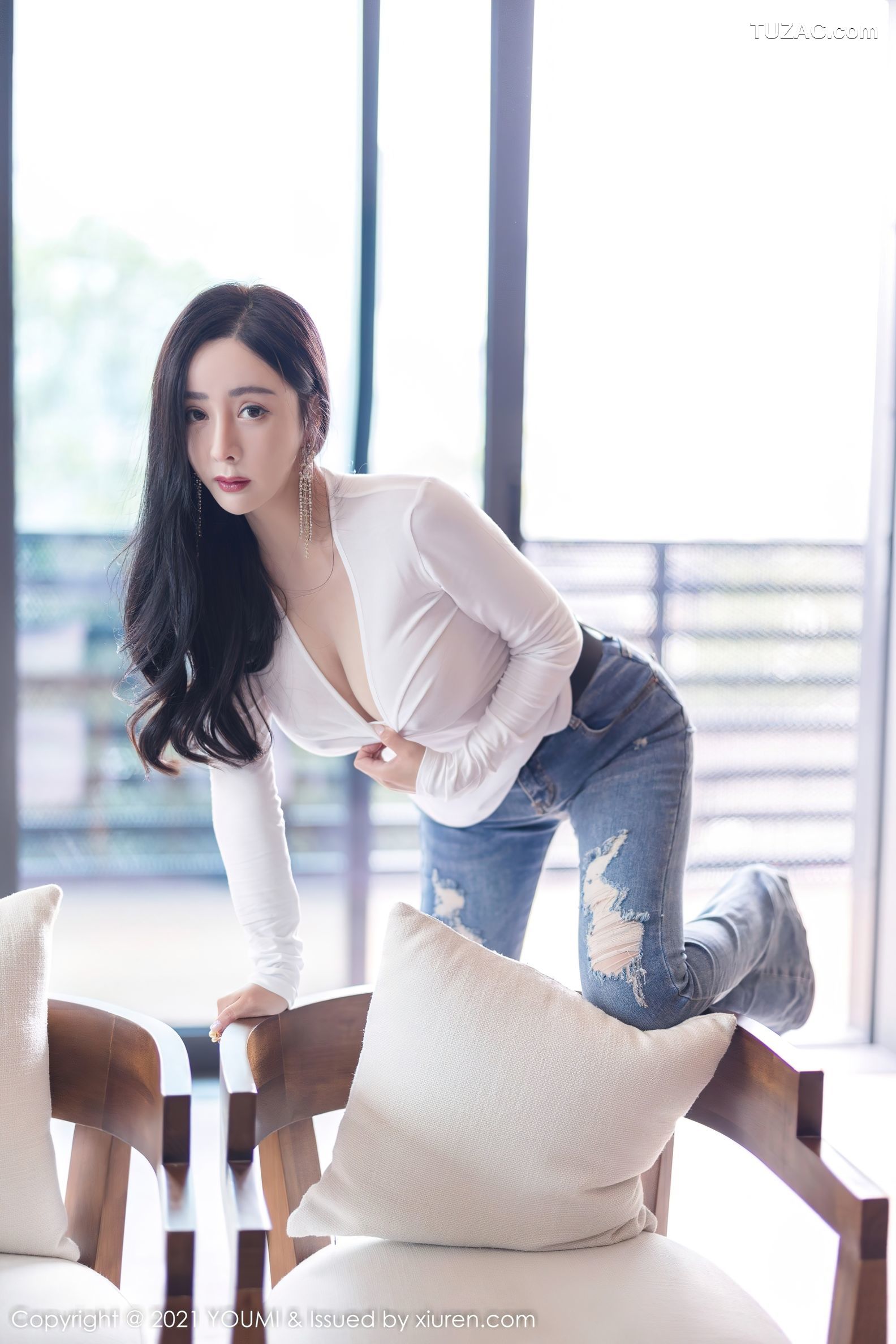 YouMi尤蜜荟-726-允爾-白纱衣牛仔裤豪乳真空激凸惹火-2021.12.03