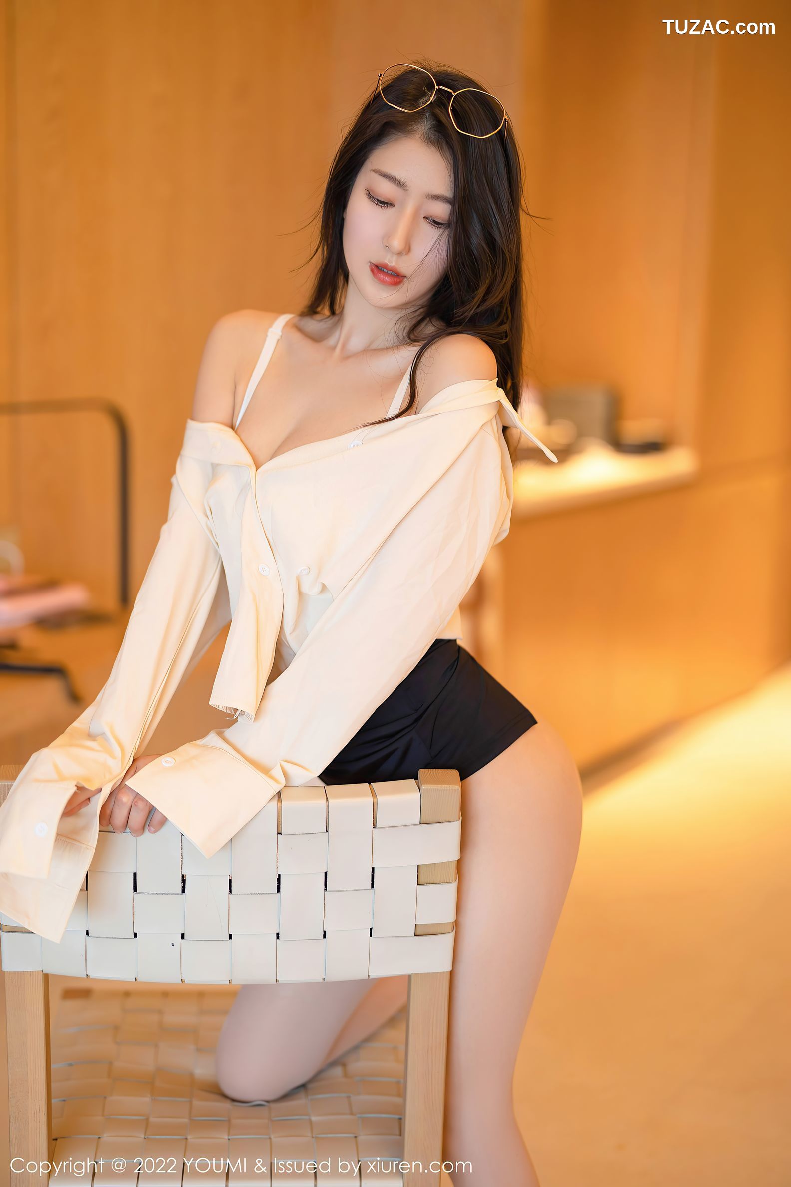 YouMi尤蜜荟-762-熊小诺-白衬衫黑短裙肉丝