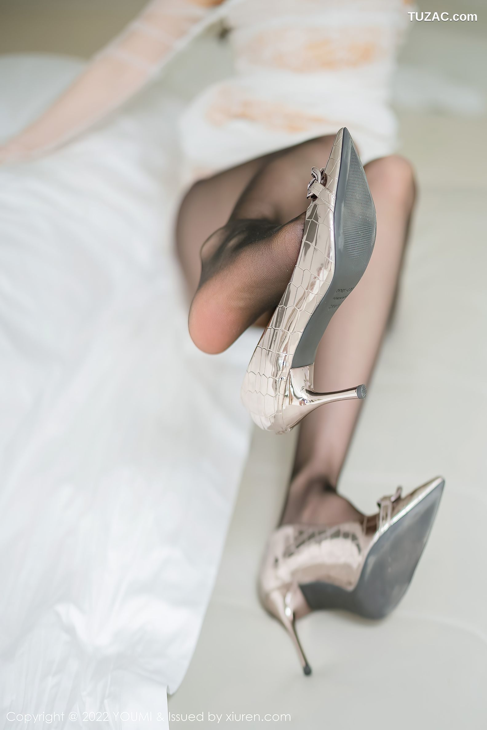 YouMi尤蜜荟-791-熊小诺-白纱透视短裙装黑丝