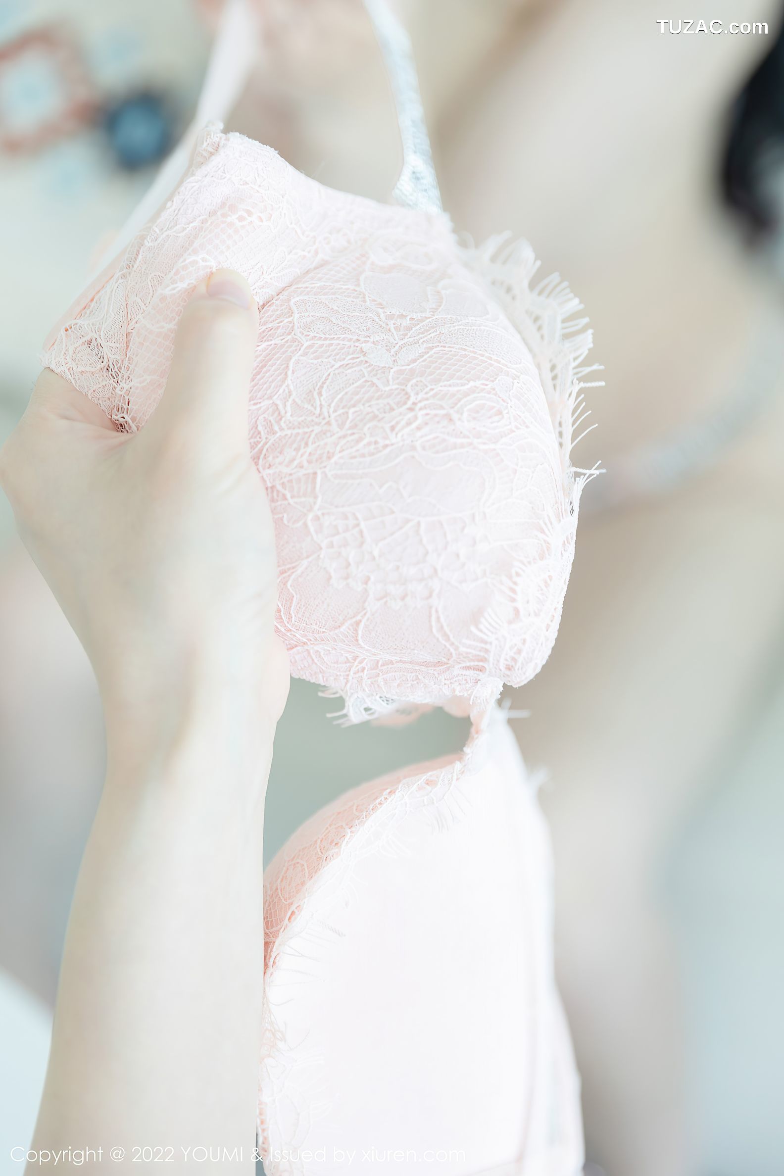 YouMi尤蜜荟-801-允爾粉色薄纱配白短裙