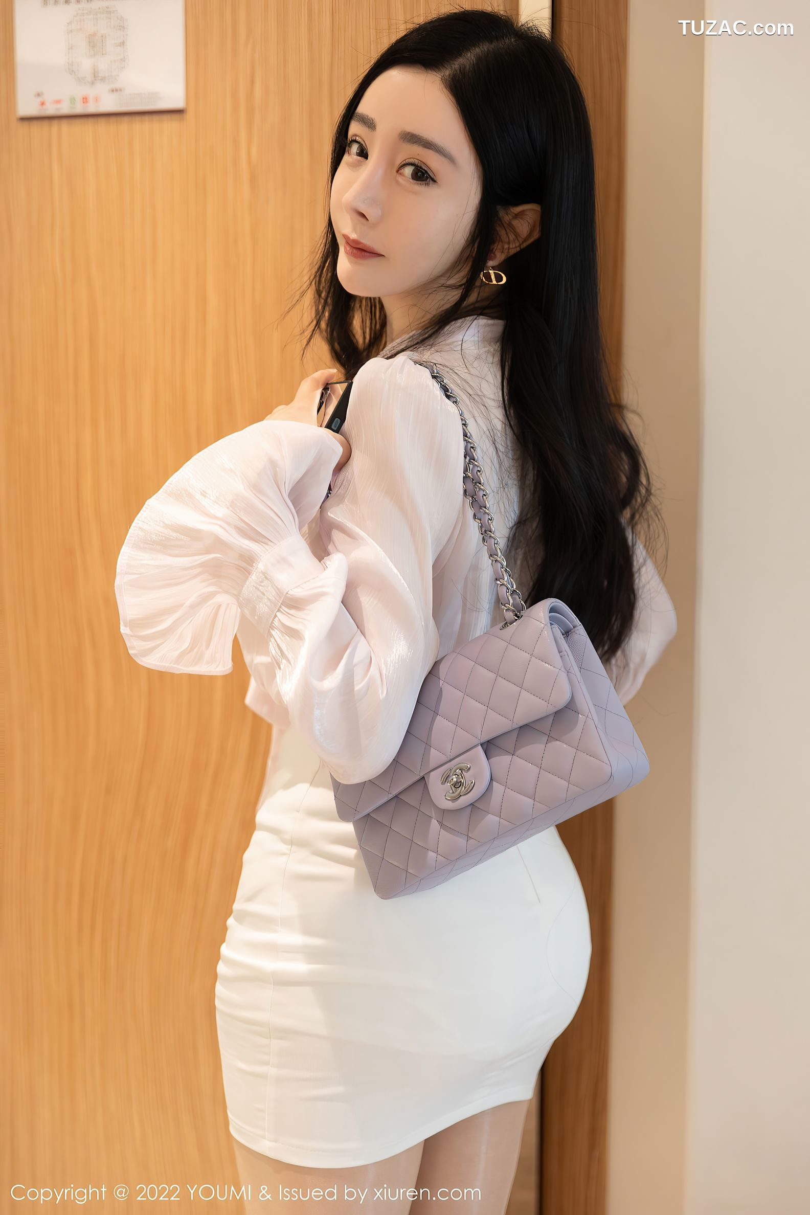 YouMi尤蜜荟-801-允爾粉色薄纱配白短裙