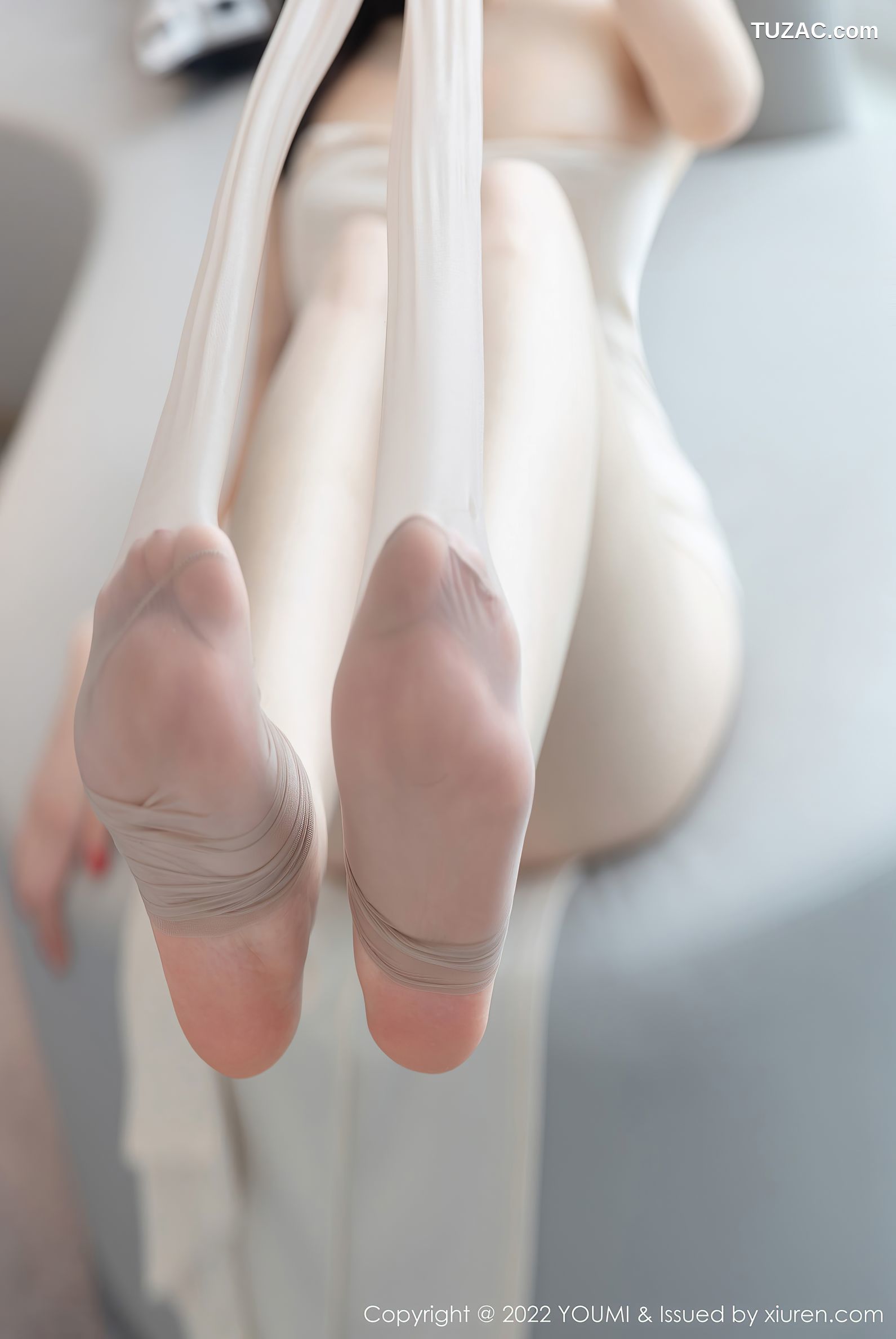 YouMi尤蜜荟-813-奶瓶土肥圆矮挫丑黑穷-米色连衣裙