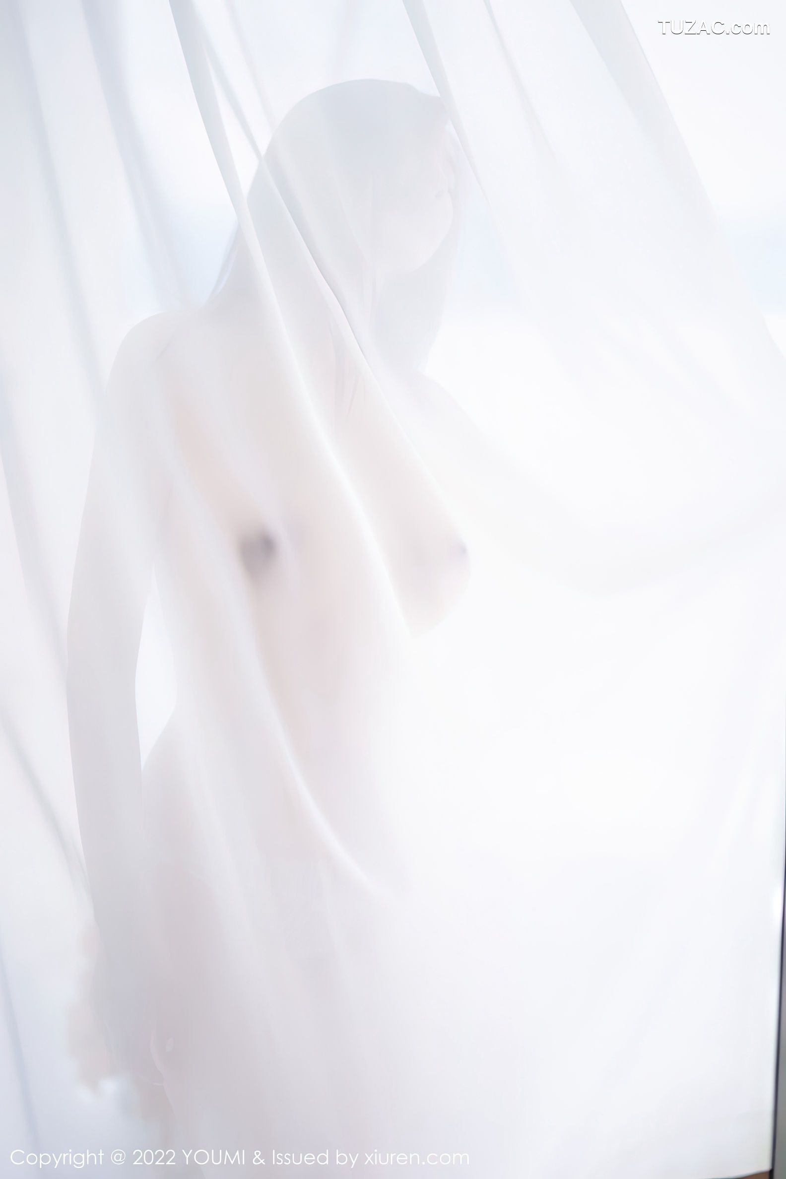 YouMi尤蜜荟-853-奶瓶土肥圆-大理旅拍白色肩连衣长裙-2022.10.14