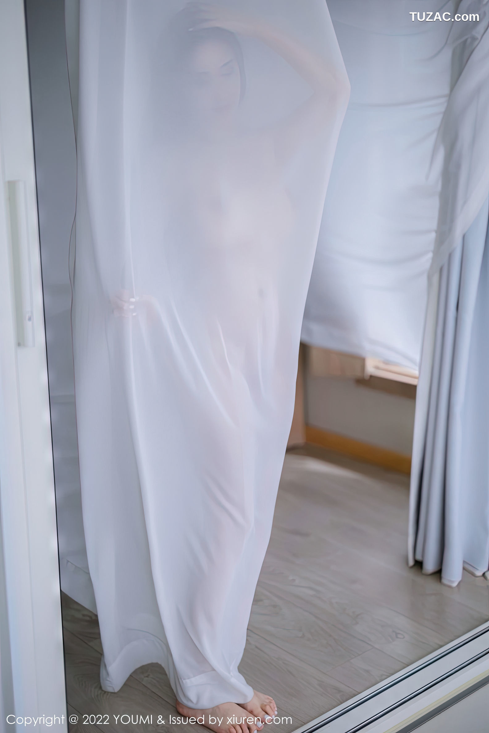 YouMi尤蜜荟-853-奶瓶土肥圆-大理旅拍白色肩连衣长裙-2022.10.14