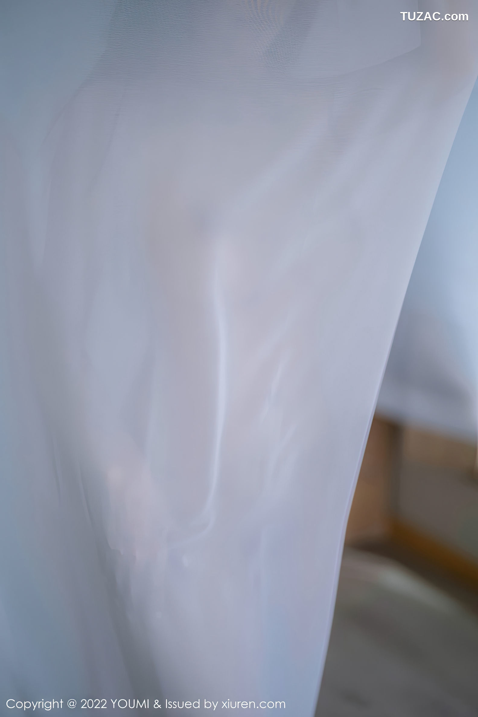 YouMi尤蜜荟-853-奶瓶土肥圆-大理旅拍白色肩连衣长裙-2022.10.14