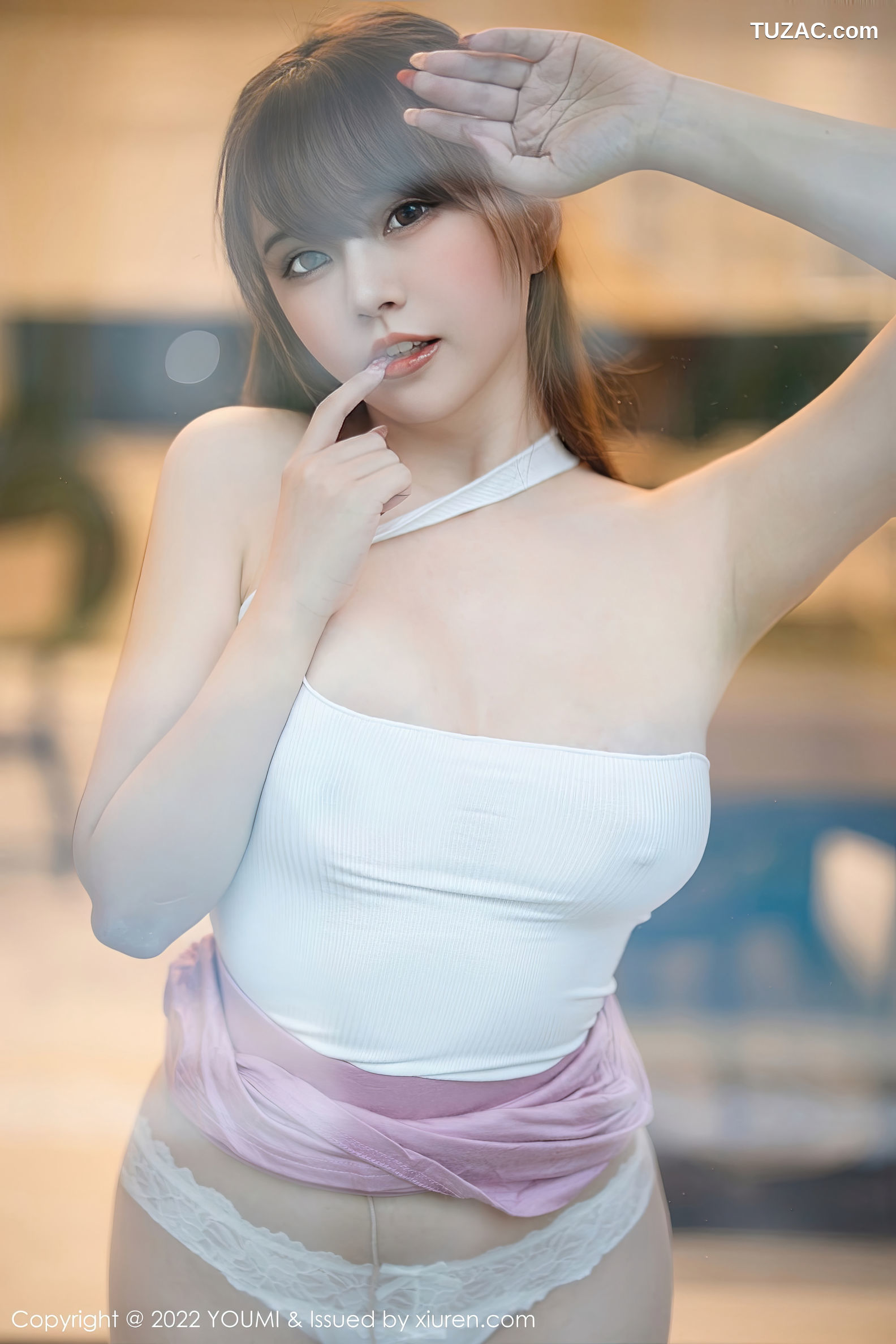 YouMi尤蜜荟-872-张思允Nice-白色收身上衣粉短裙-2022.12.01
