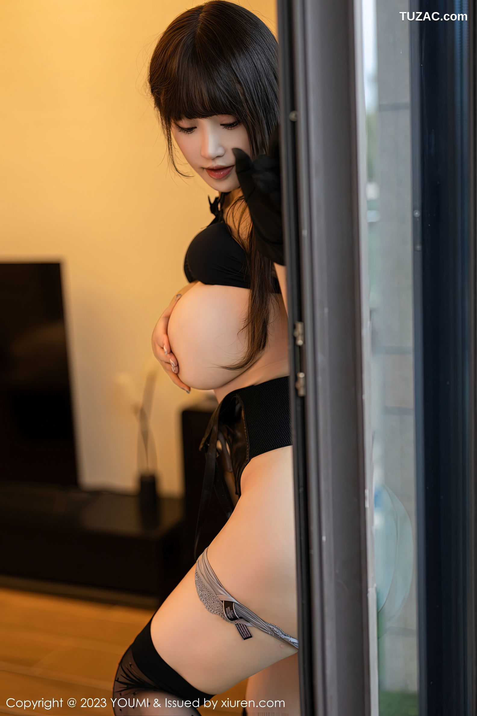 YouMi尤蜜荟-893-朱可儿Flora-女警制服白T皮短裤黑色内衣-2023.01.19