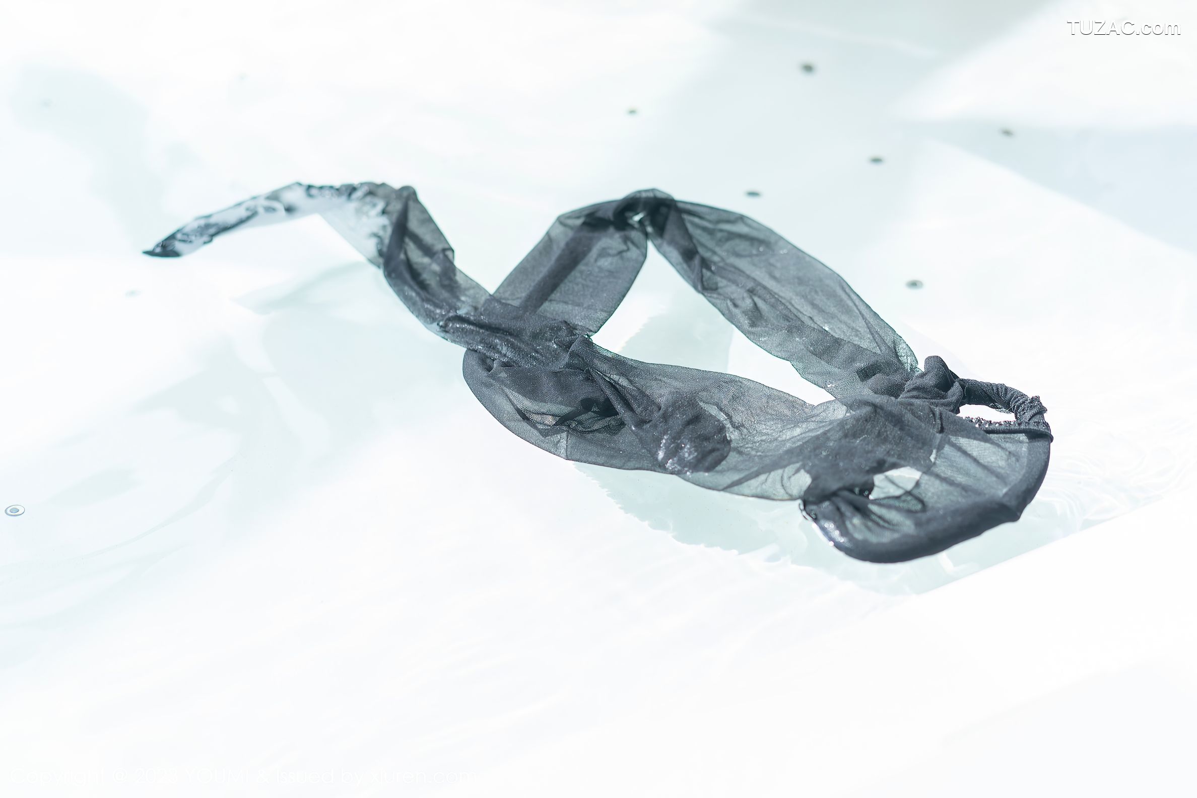 YouMi尤蜜荟-913-尤妮丝Egg-灰色背带上衣灰短裙-2023.03.13